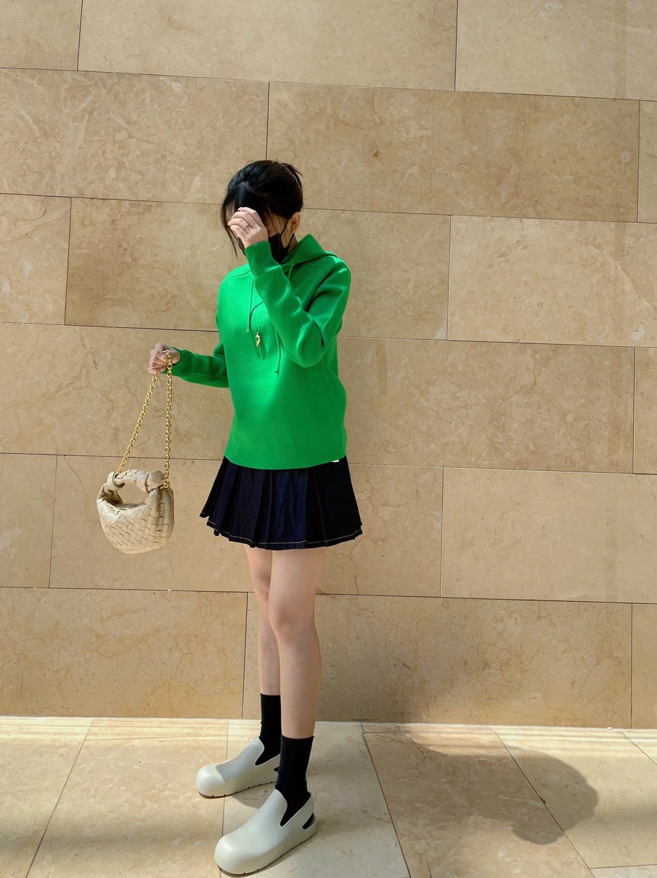 Bottega Veneta MINI CHAIN JODIE 28CM BAG 709562燕麦色