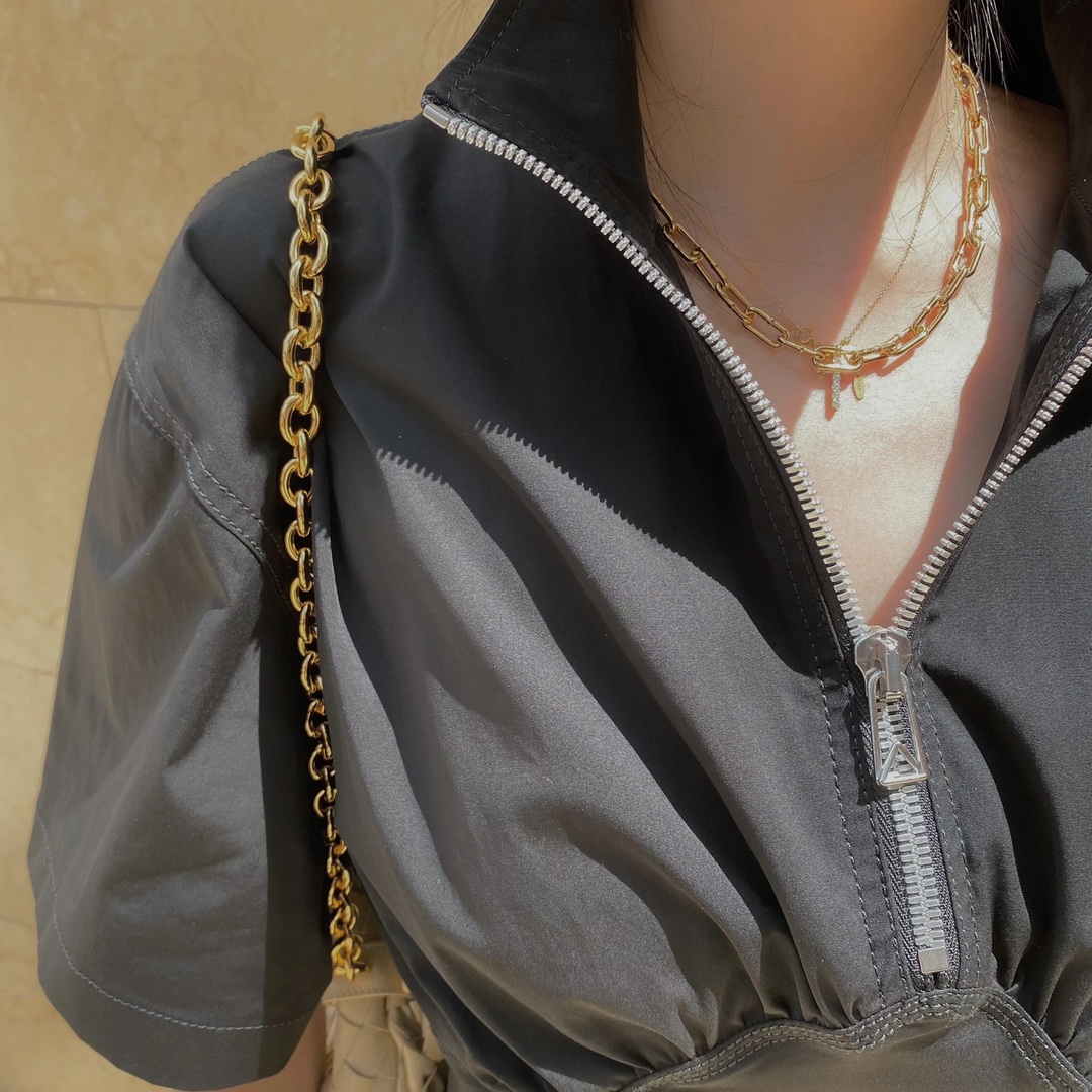 Bottega Veneta MINI CHAIN JODIE 28CM BAG 709562燕麦色