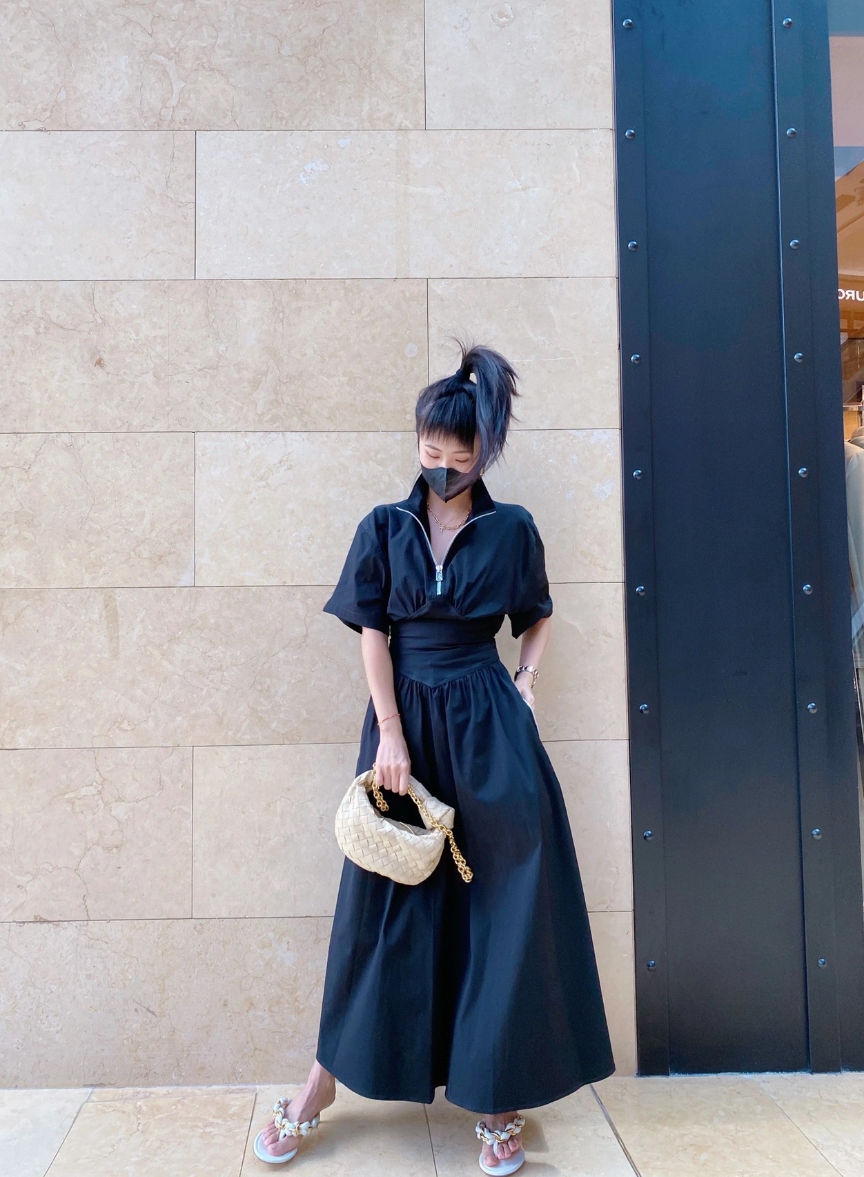 Bottega Veneta MINI CHAIN JODIE 28CM BAG 709562燕麦色