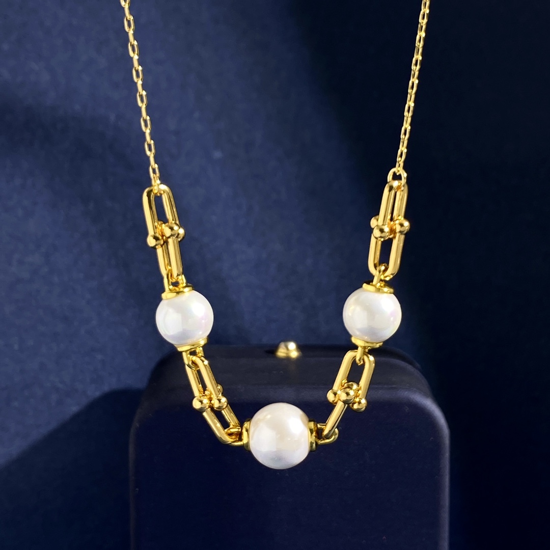 Tiffany & Co. TFN蒂芙尼U形光面竹节链环间大小珍珠项链 黄铜材料+合成贝珠 电镀18K金白金 金银2个色 尺寸:总长度约43cm+2cm