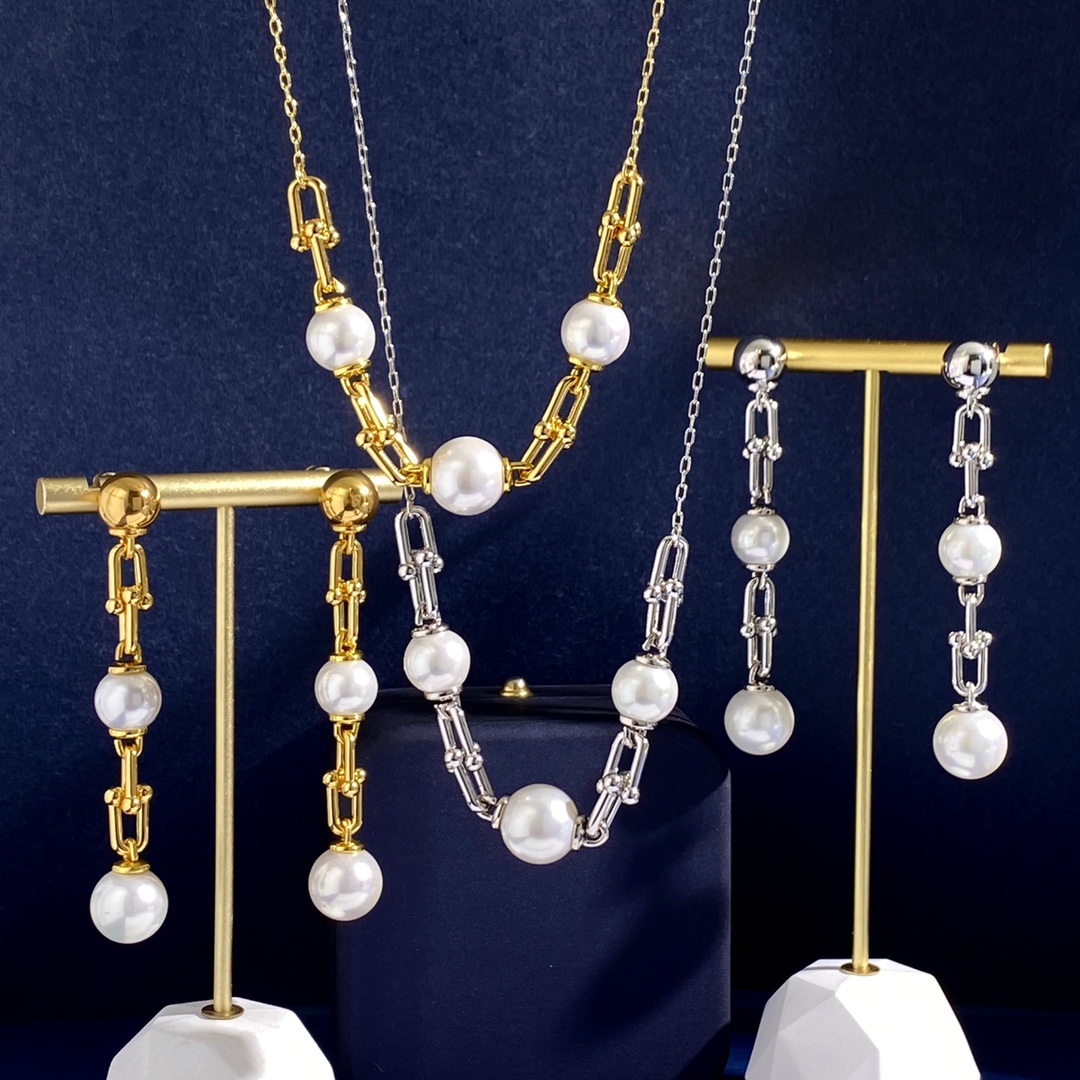 Tiffany & Co. TFN蒂芙尼U形光面竹节链环间大小珍珠项链 黄铜材料+合成贝珠 电镀18K金白金 金银2个色 尺寸:总长度约43cm+2cm