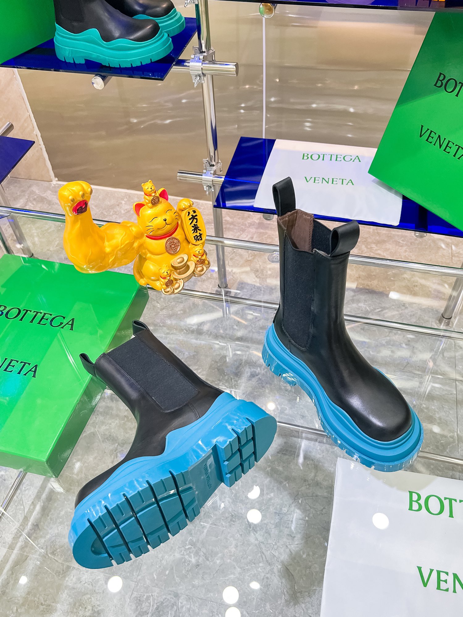 Bottega V Launches New Series of Bottom-Heavy Coloured Boots - 图片 8