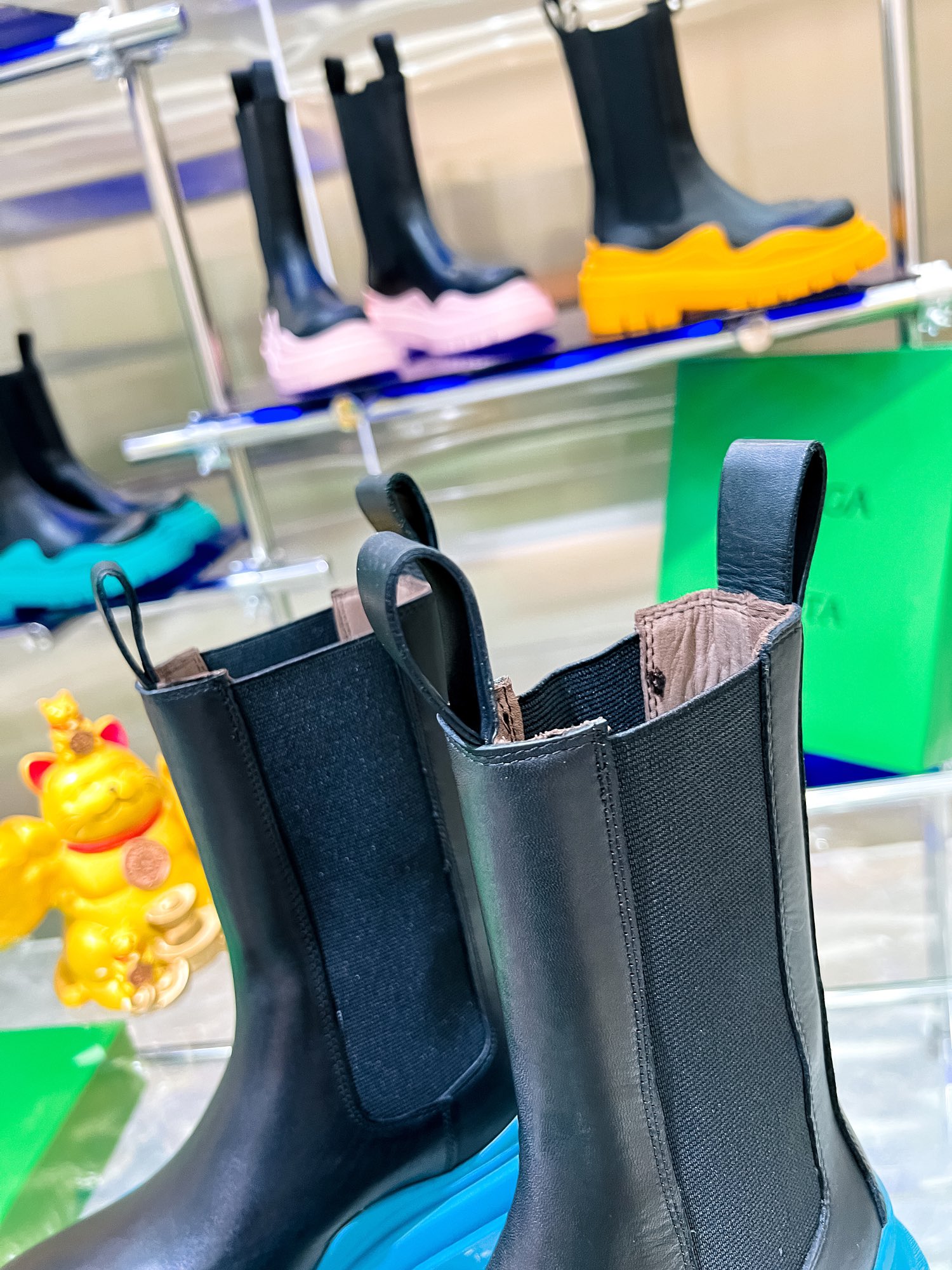 Bottega V Launches New Series of Bottom-Heavy Coloured Boots - 图片 6