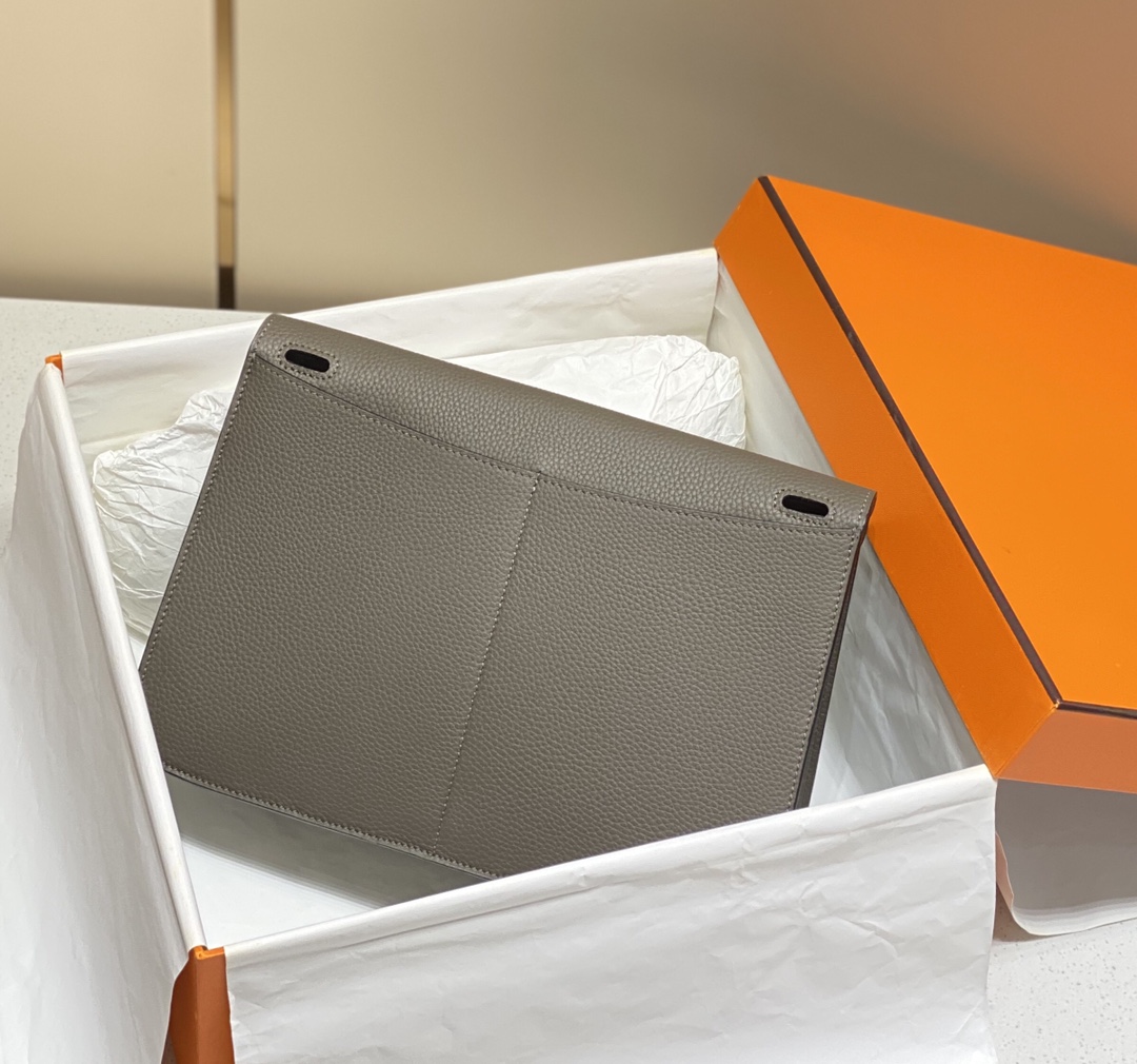 Hermès Luxury Handbag Collection 3