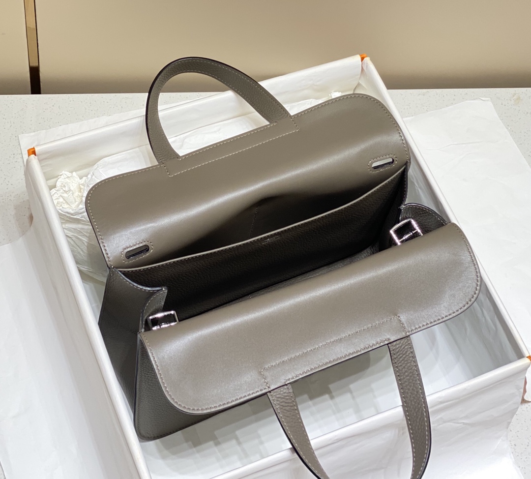 Hermès Luxury Handbag Collection 9