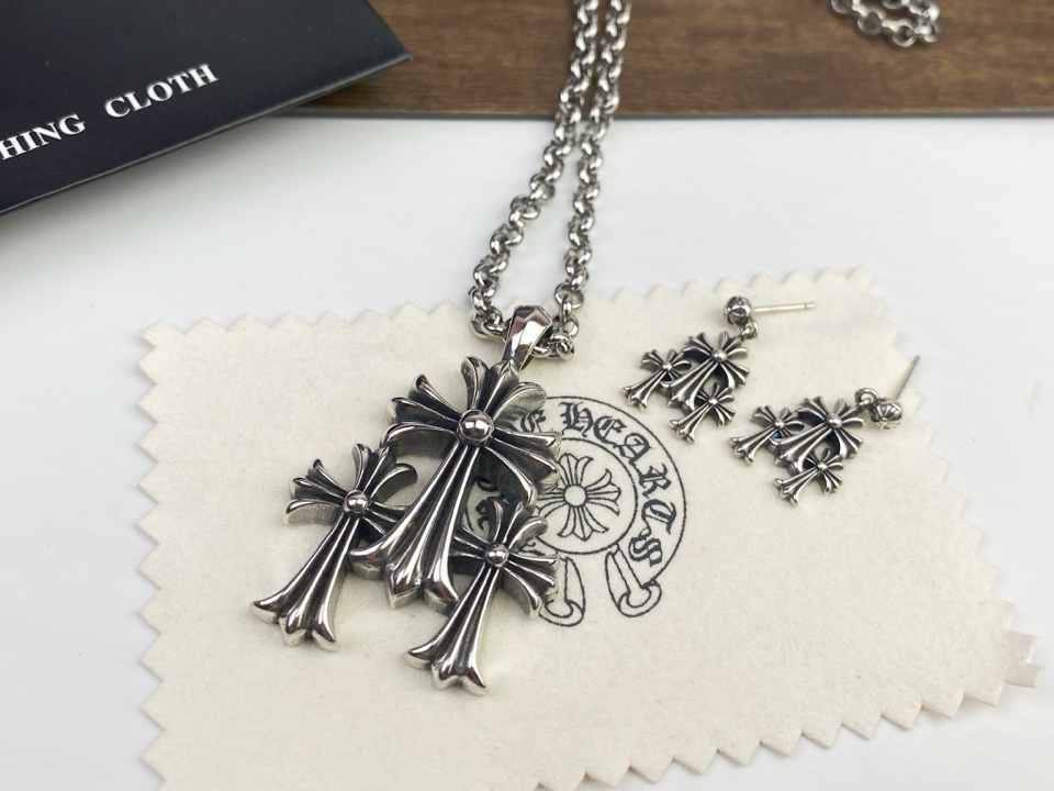 Louis Vuitton Haute Couture Haute Couture Fine Jewelry Necklace Bracelet 8