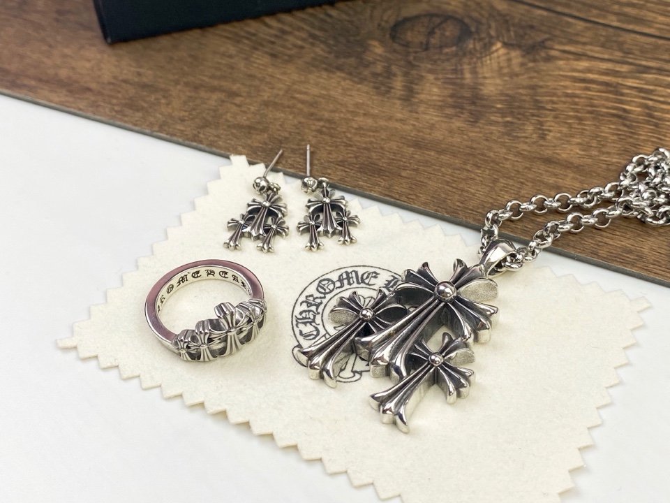 Louis Vuitton Haute Couture Haute Couture Fine Jewelry Necklace Bracelet 6