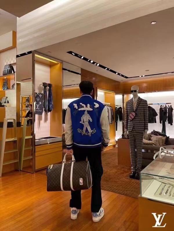 Louis Vuitton Spring/Summer 2022 Runway Collection - Comprehensive 3