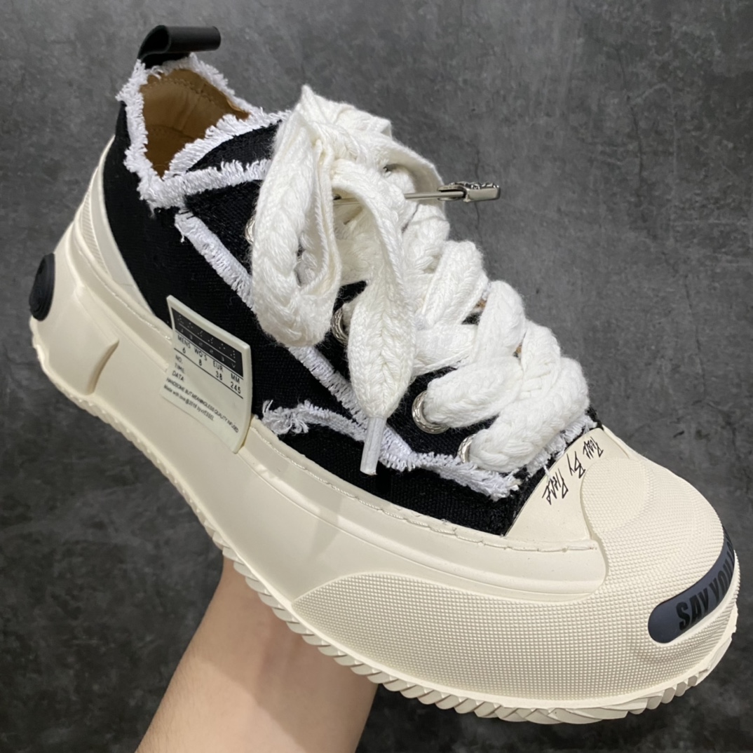 图片[3]-吴建豪xVESSEL Smilece G.O.P. 2.0 MARSHMALLOW Lows 2.0棉花糖开口笑系列解构重叠厚底软木低帮百搭增高帆布硫化板鞋 真标硫化处理工艺 升级原楦原纸版数据开发版型 官方全套配件及包装物(附送2副腰果花鞋带/超大防尘购物袋/图腾卡/蒙娜丽莎美元/变色DIY笔/收藏级鞋盒套装!!) 纯手工贴合多重围条硫化工艺#采用12蛊司厚实舒适帆布面料 头层猪皮内里及注压PU缓震鞋垫 流苏做旧复古效果 鞋头开口笑处加入紫外线热感应效果（在紫外光线下发生色变!）这双鞋名为 Peace by Piece，是以帆布鞋作为基底，并以解构手法，将鞋上不同细节堆叠营造错位，鞋面的帆布再经过打磨制造流须效果，整双鞋更是手工制作，因此显现出其细致的工序。 尺码：35-44-选品中心