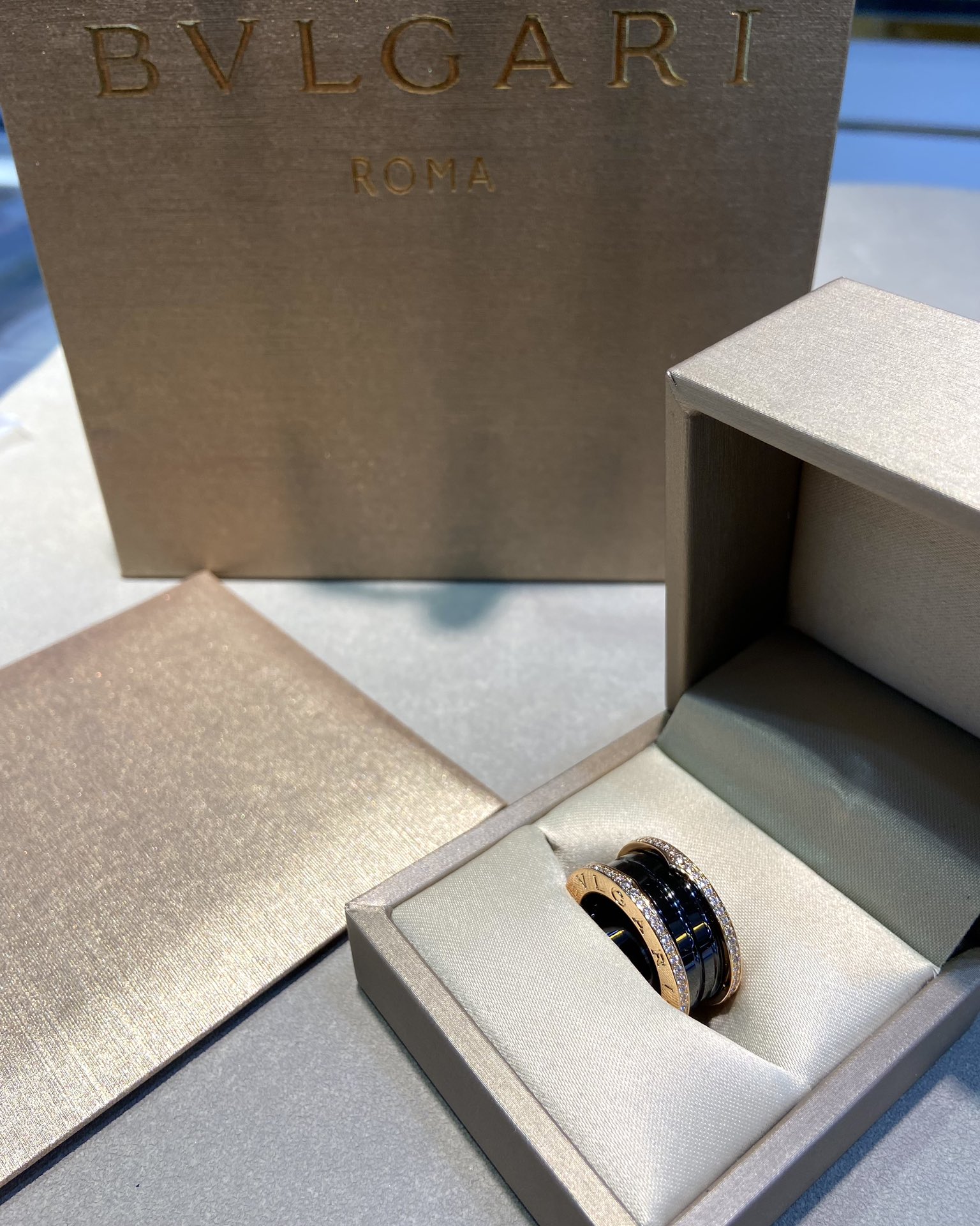 Bvlgari ring
