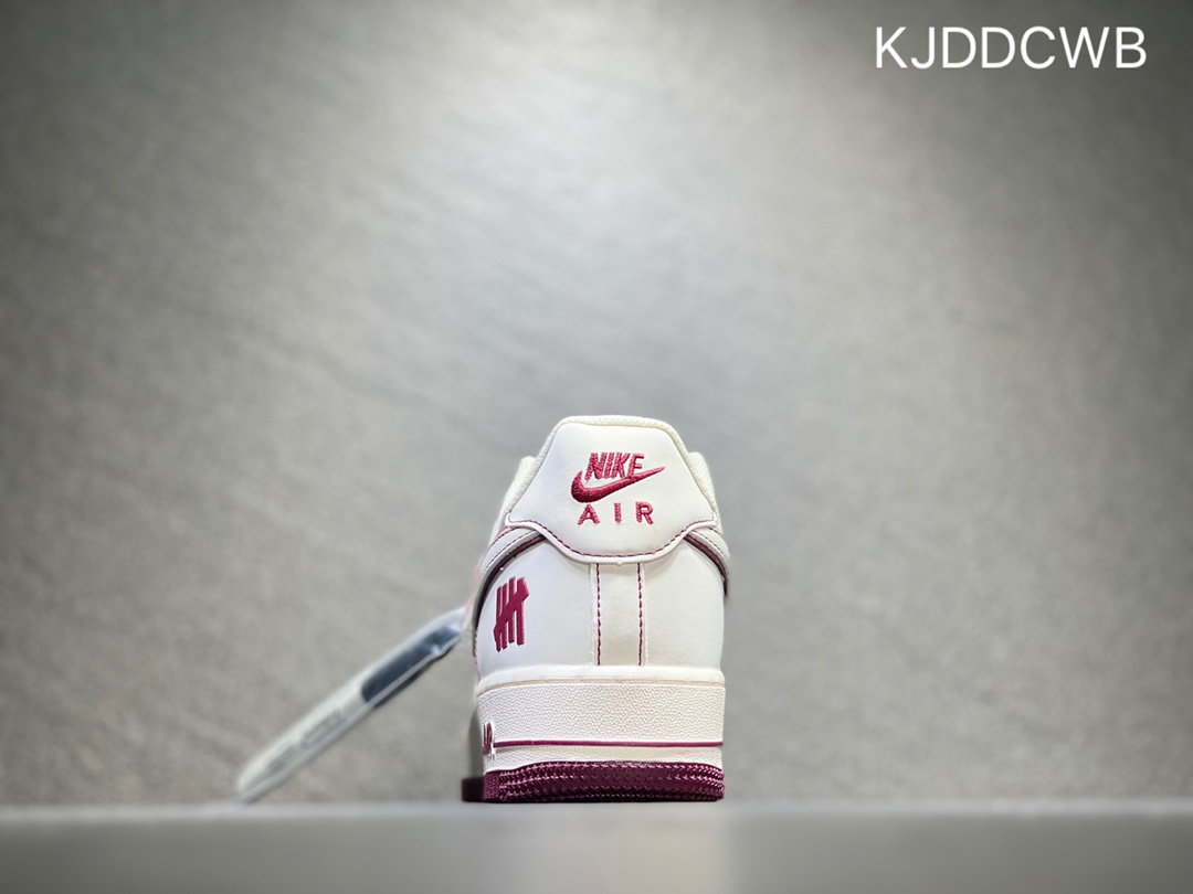240 Nike Air Force 1 空军一号 UN3699-022