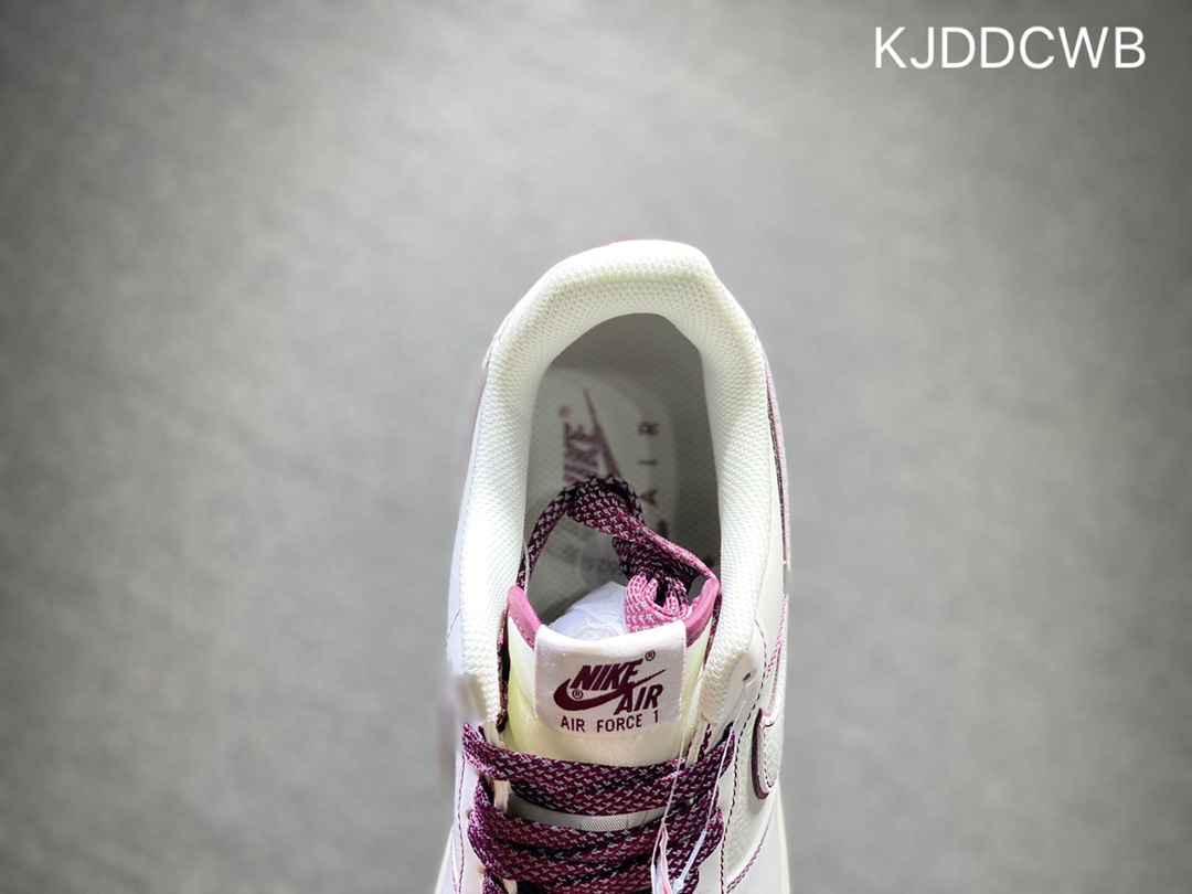 240 Nike Air Force 1 空军一号 UN3699-022