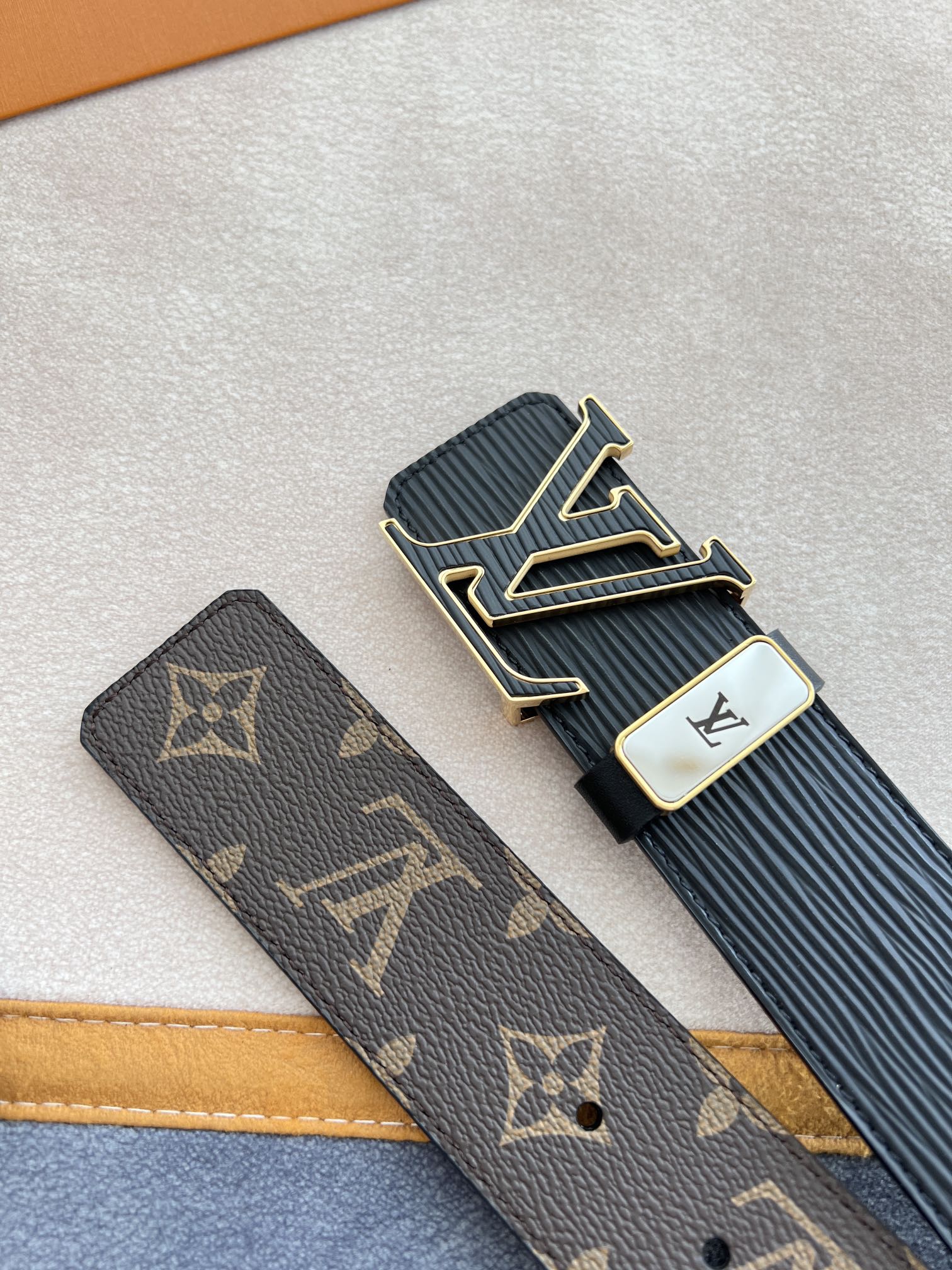 品名LV..路易..威登️腰带皮带原