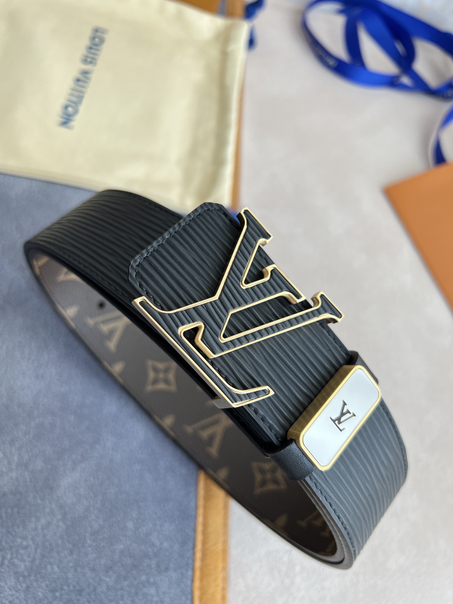 品名LV..路易..威登️腰带皮带原