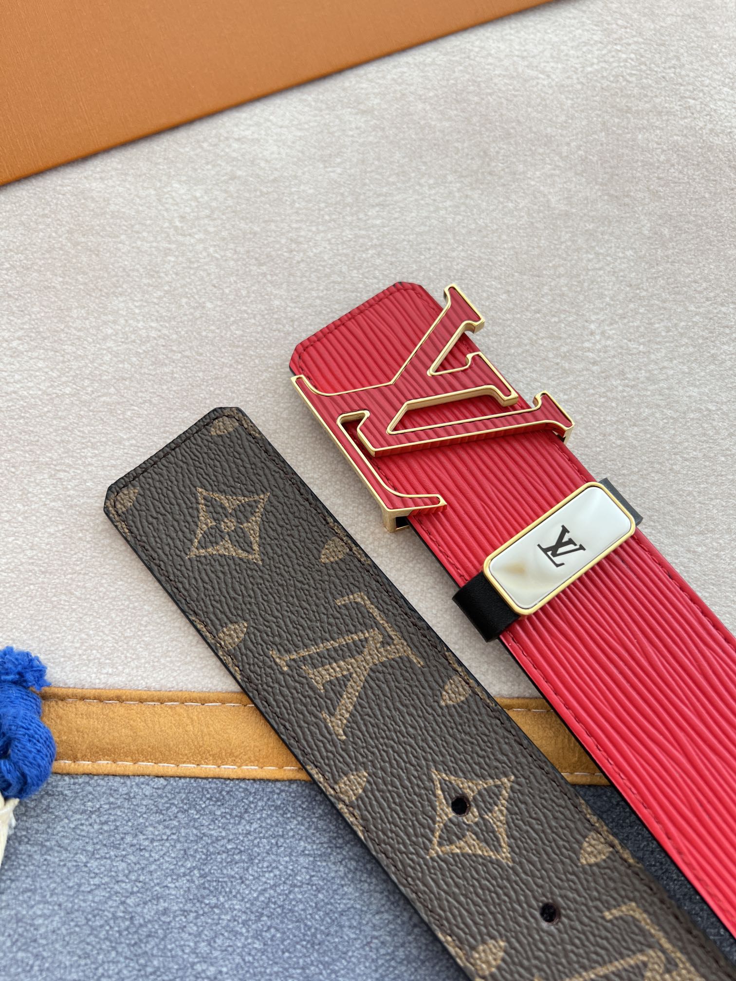 品名LV..路易..威登️腰带皮带原