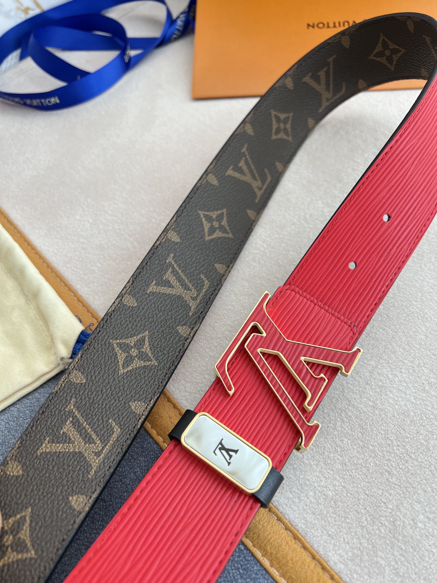 品名LV..路易..威登️腰带皮带原