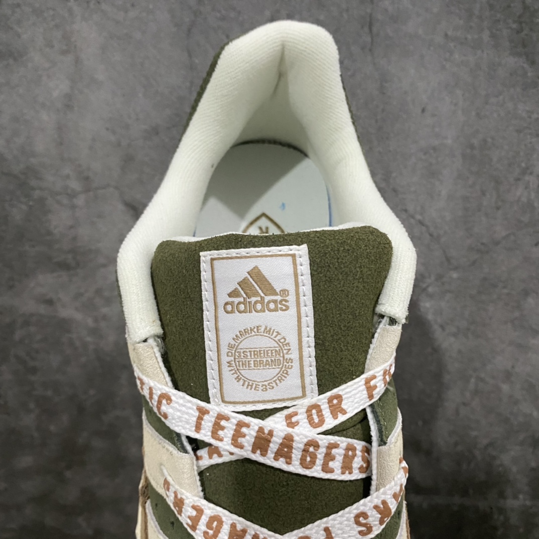 图片[6]-AD Adimatic Low 马蒂奇系列低帮复古鲨鱼面包鞋运动休闲滑板板鞋 HP9914 整个鞋面由色彩艳丽的麂皮制成，搭配品牌标志性大尺寸三条纹 Logo，超宽鞋带作为鲜明特征，厚实的中底和耐用的橡胶外底为滑手们带来了良好的穿着体验。滑板运动作为都市街头运动的先驱，配色靓丽，夸张轮廓的 “面包鞋” ADIMATIC 自然成为了优选单品。对于经典细节的充分保留，让人们的目光瞬间就能集中到这双与众不同的 “Lo-Fi Style” 滑板鞋上。 尺码：36/45-选品中心