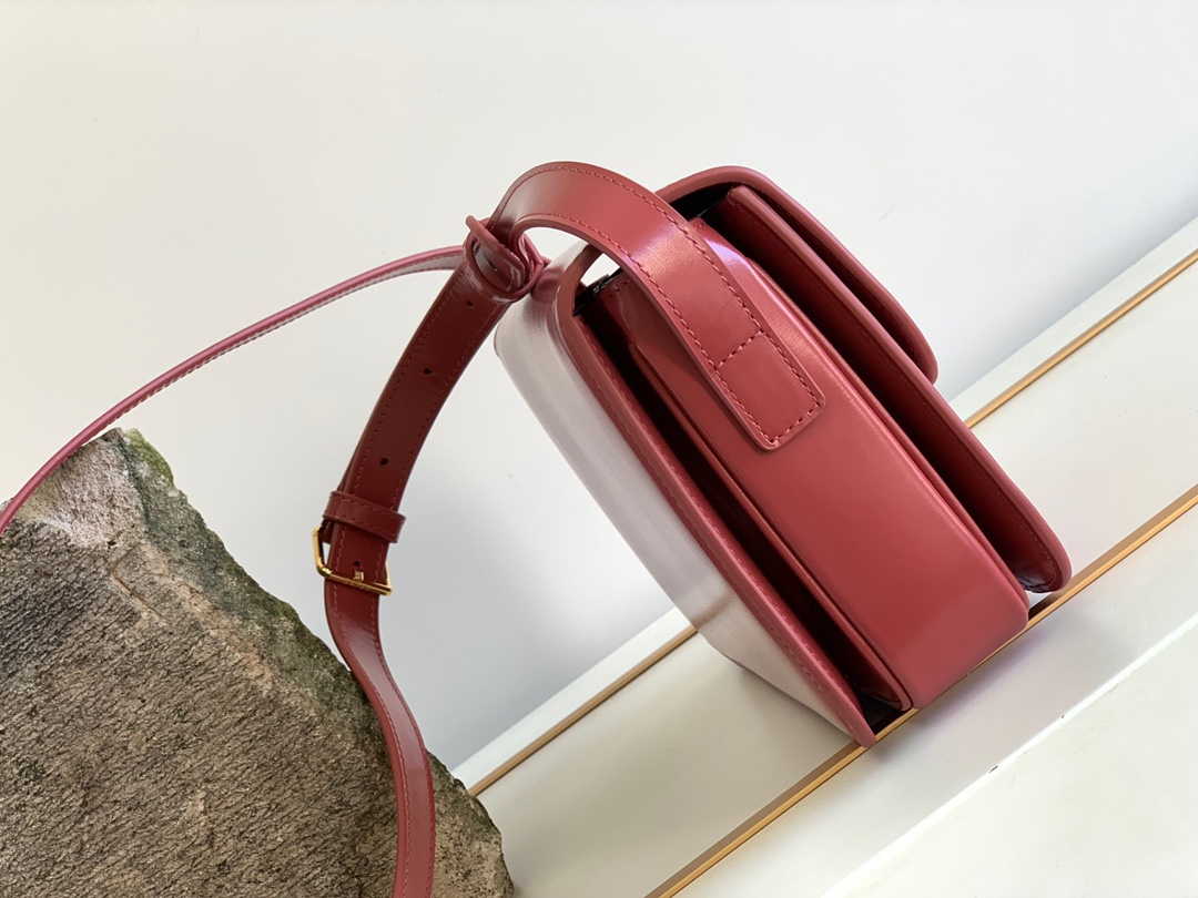 CELINE赛琳2022新款浮雕凯旋门肩背包199223