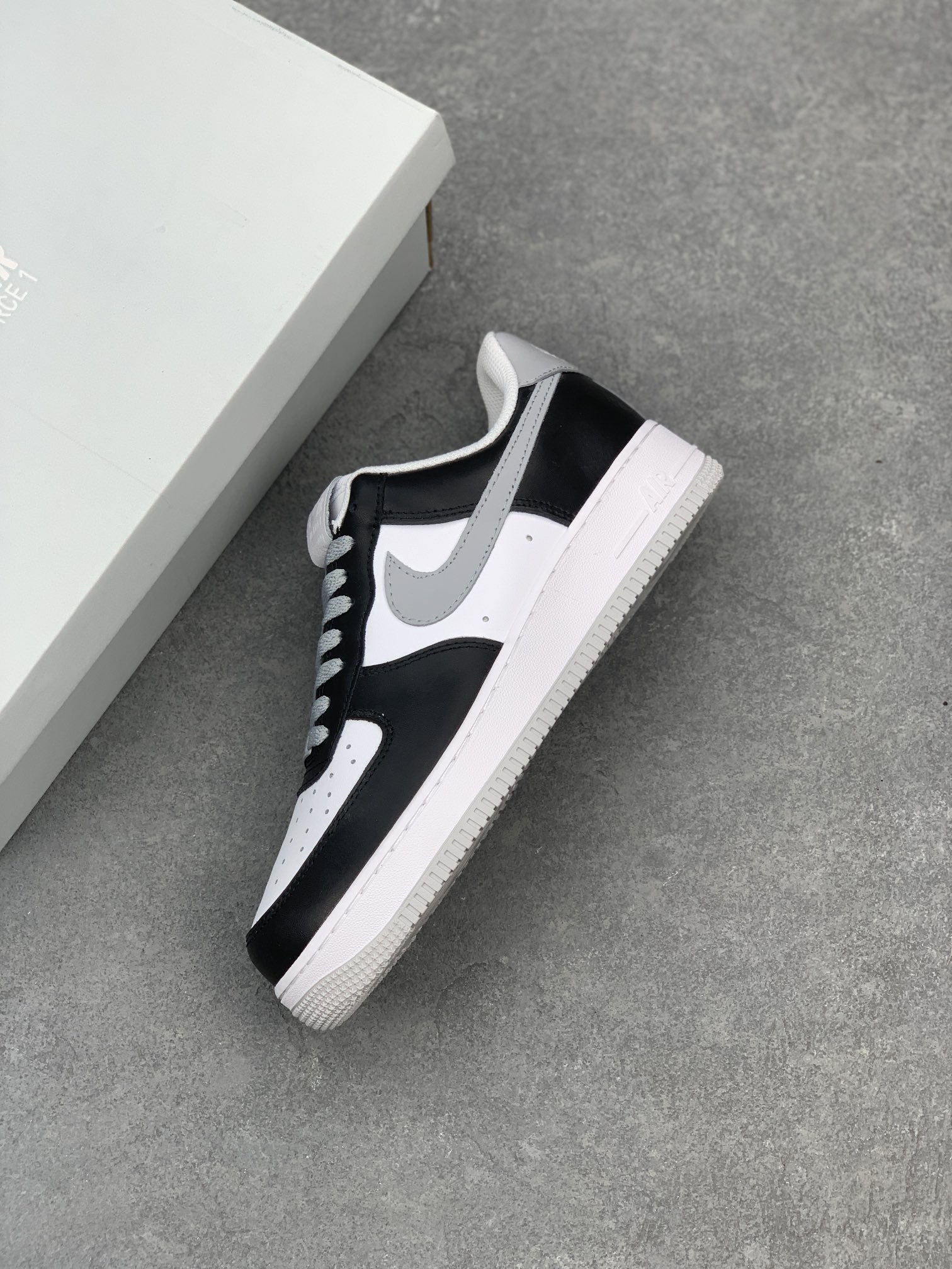 Nike Air Force 1 Low White Black Grey Casual Sneakers FD9065-100 8 i1661539372 2807 6
