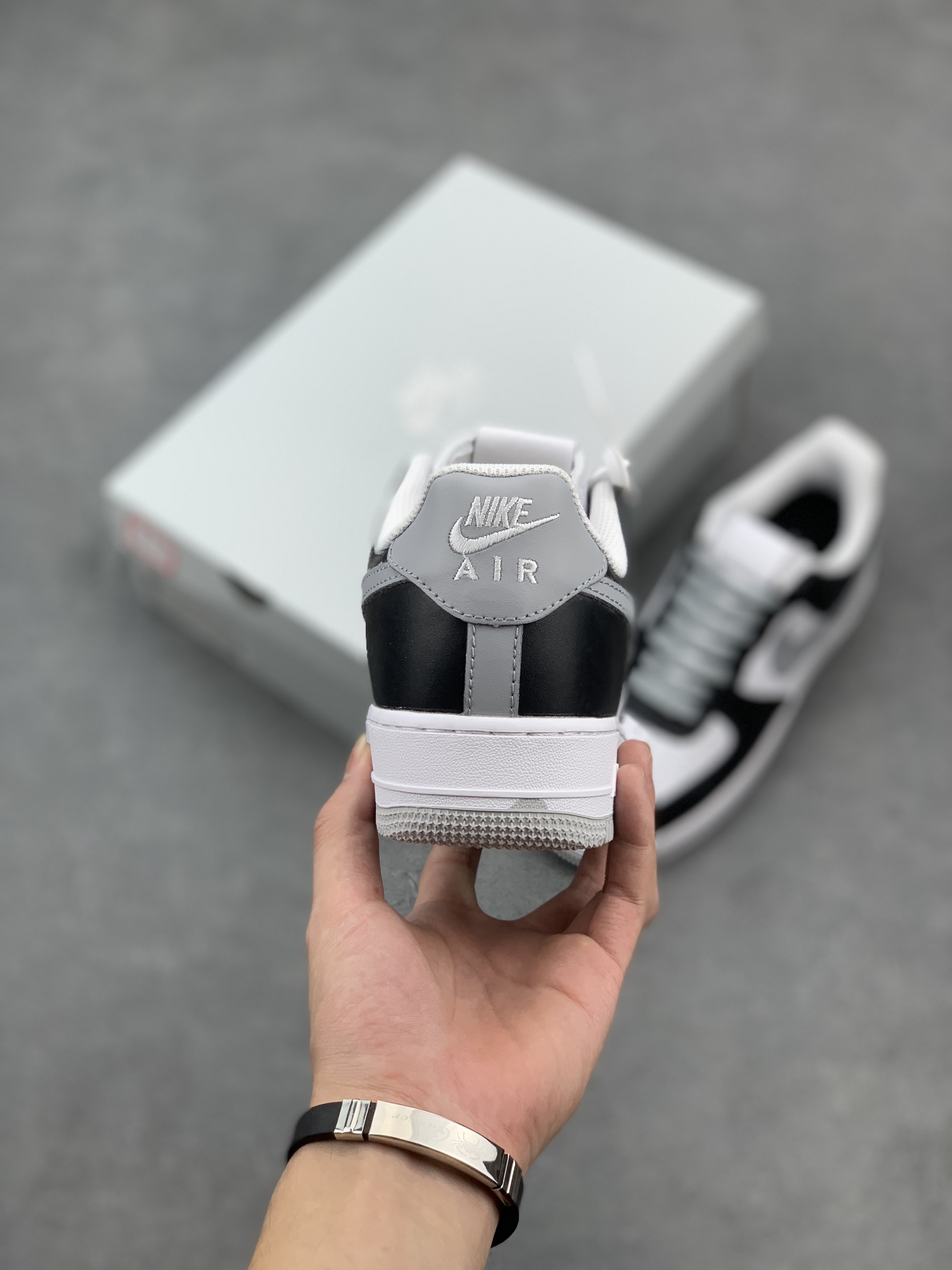 Nike Air Force 1 Low White Black Grey Casual Sneakers FD9065-100 5 i1661539372 8153 3