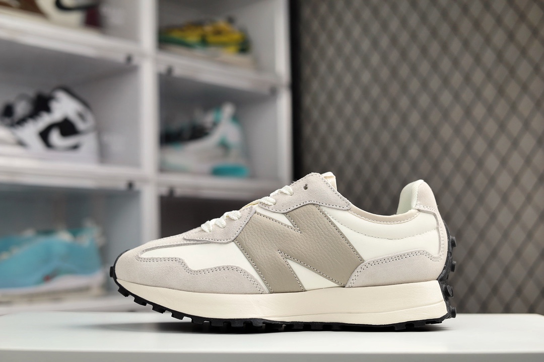 G5 NB新百伦New Balance MS327系列复古休闲运动慢跑鞋.采用台产进口固色猪巴革与同源透气牛津布料拼接构成中底高弹EVA发泡材质加持满丁防滑橡胶外底BD