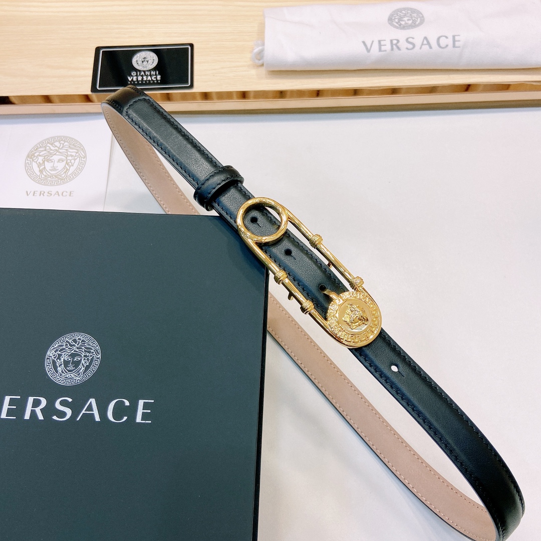 范思哲VERSACE2.0cm细腰带