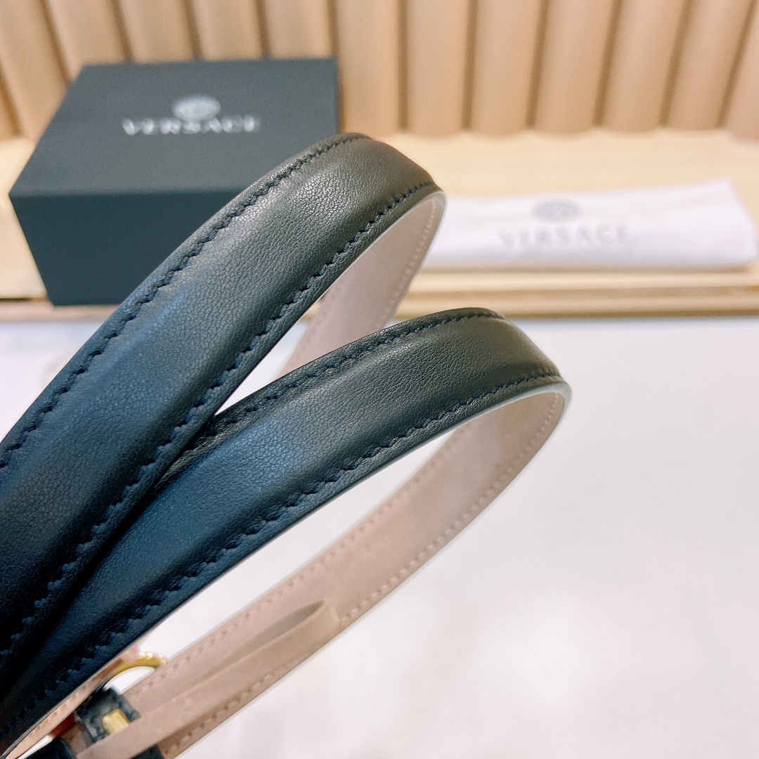 范思哲VERSACE2.0cm细腰带