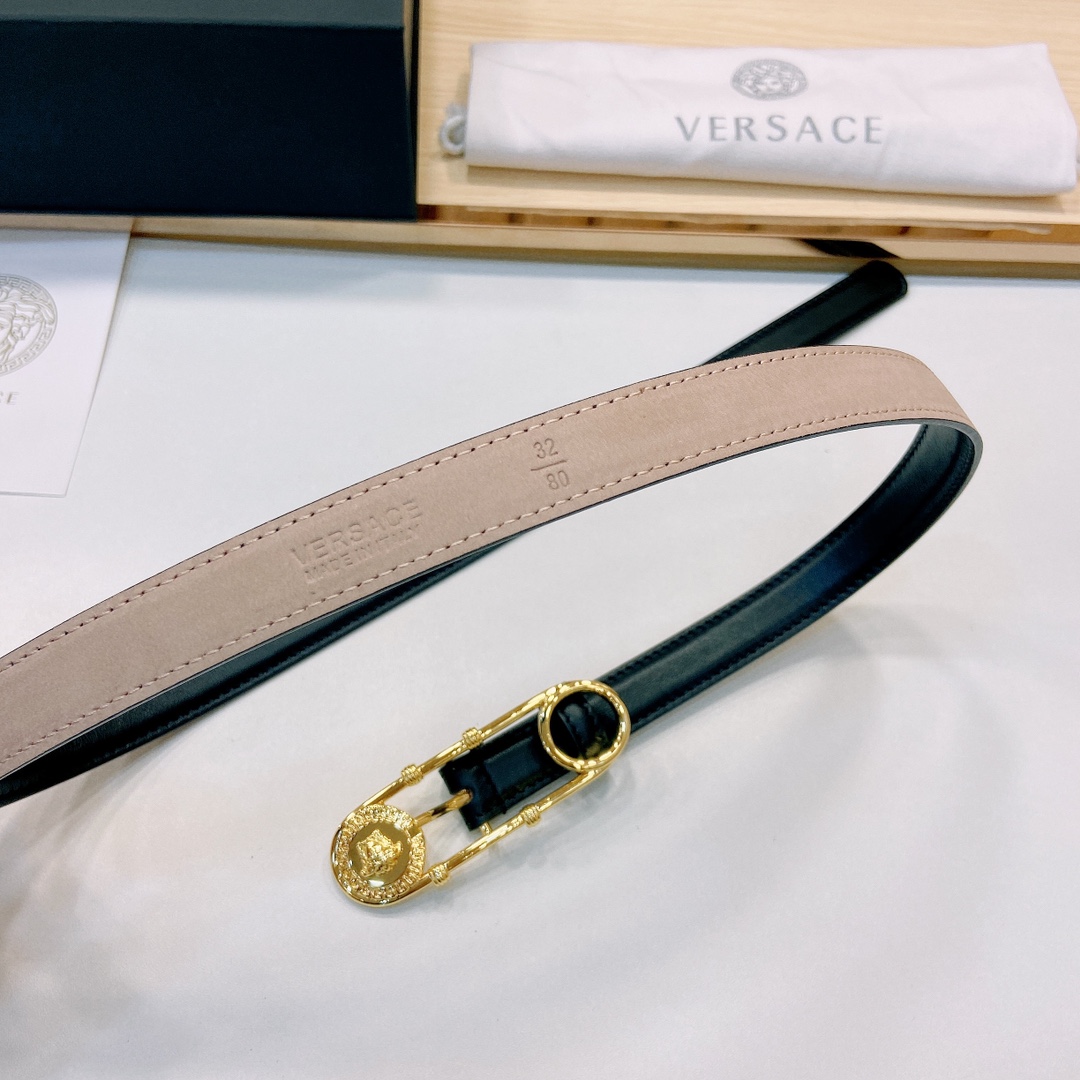 范思哲VERSACE2.0cm细腰带