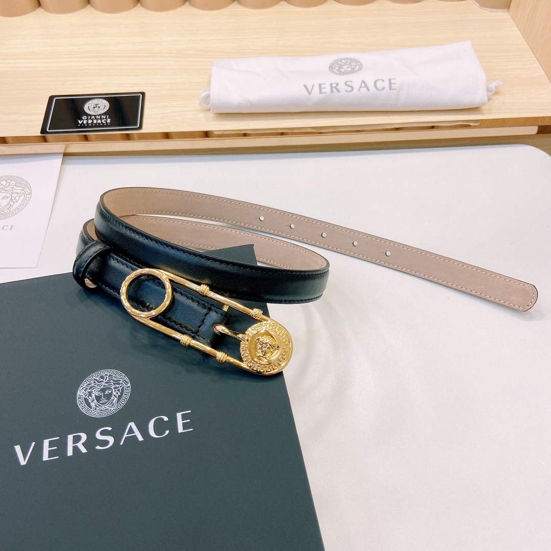 范思哲VERSACE2.0cm细腰带