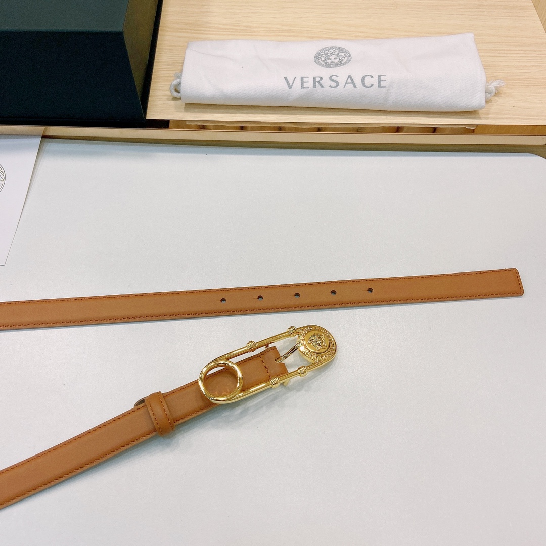 范思哲VERSACE2.0cm细腰带