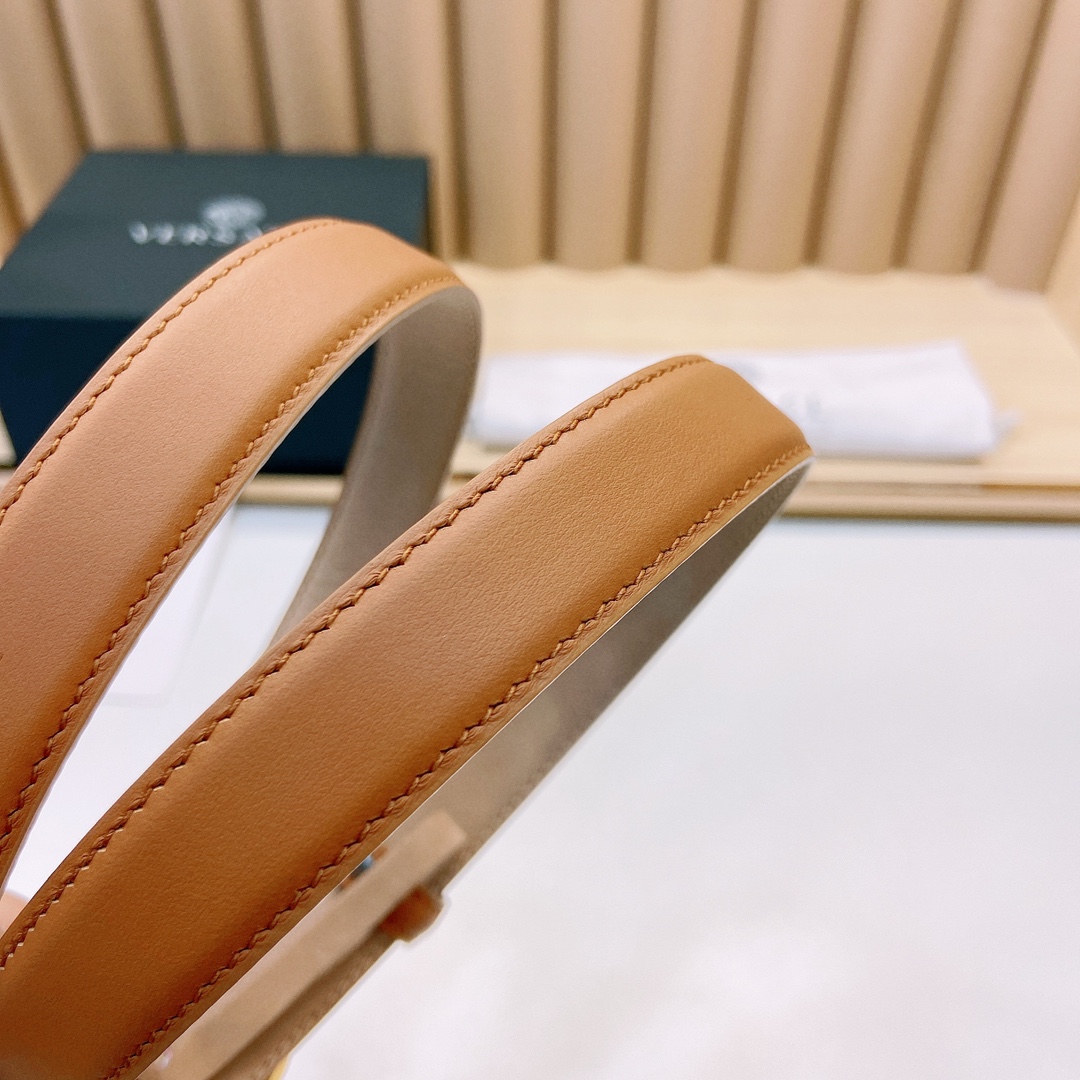 范思哲VERSACE2.0cm细腰带