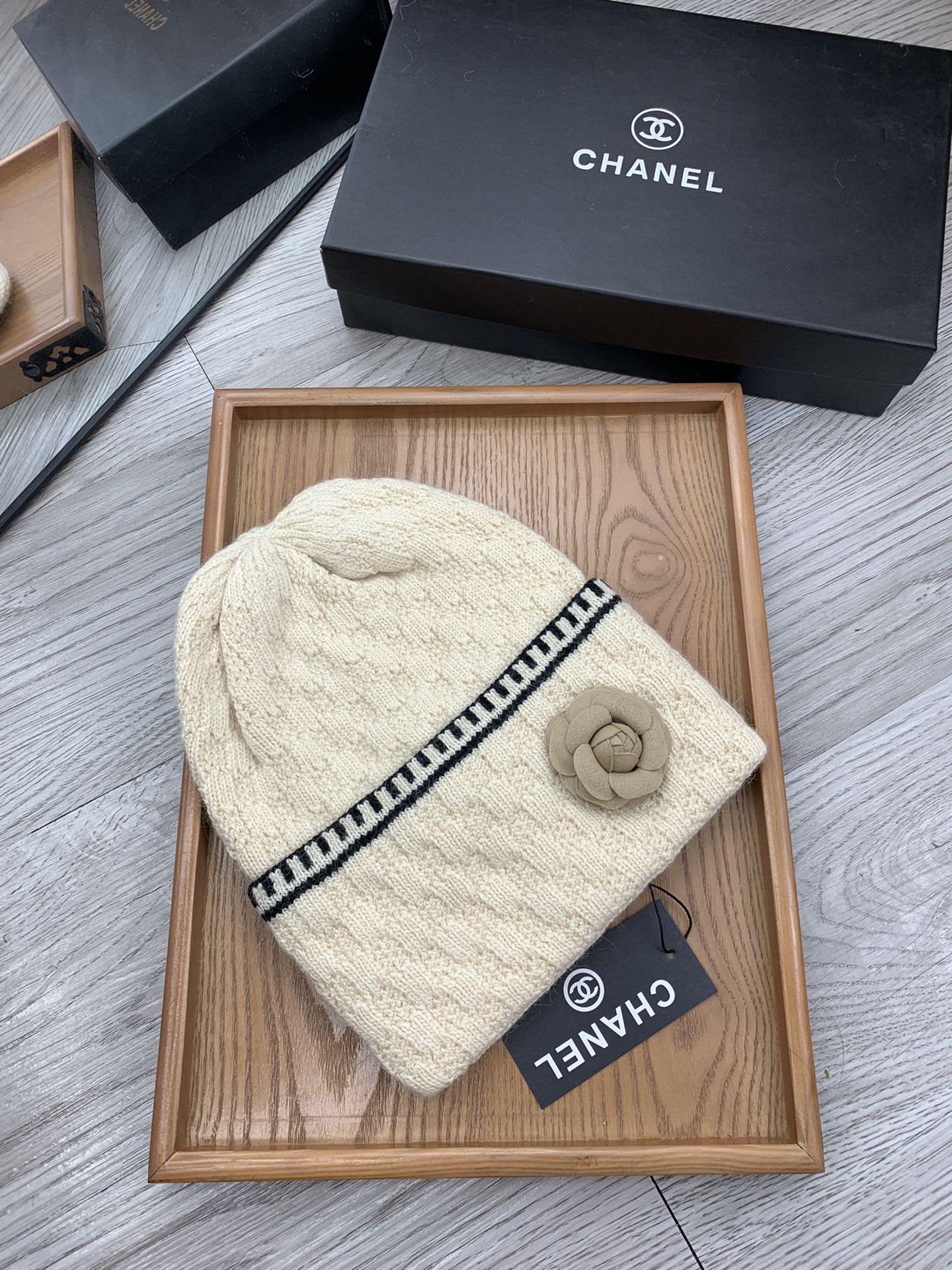 🌹。C家。【羊毛单帽】客供小羊毛！珍贵典藏的灵魂帽子！客供色纱.每个颜色都非常好看！经典！手感软腻.70