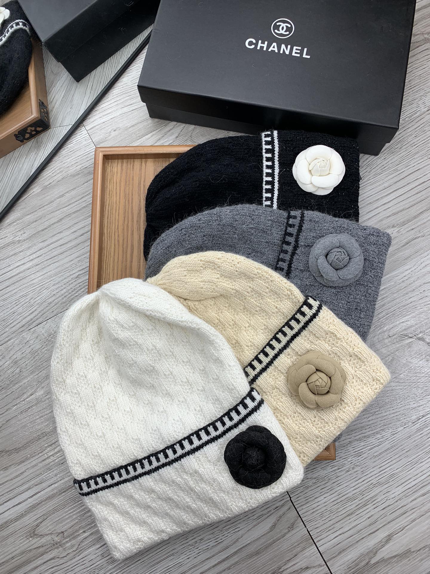 🌹。C家。【羊毛单帽】客供小羊毛！珍贵典藏的灵魂帽子！客供色纱.每个颜色都非常好看！经典！手感软腻.70