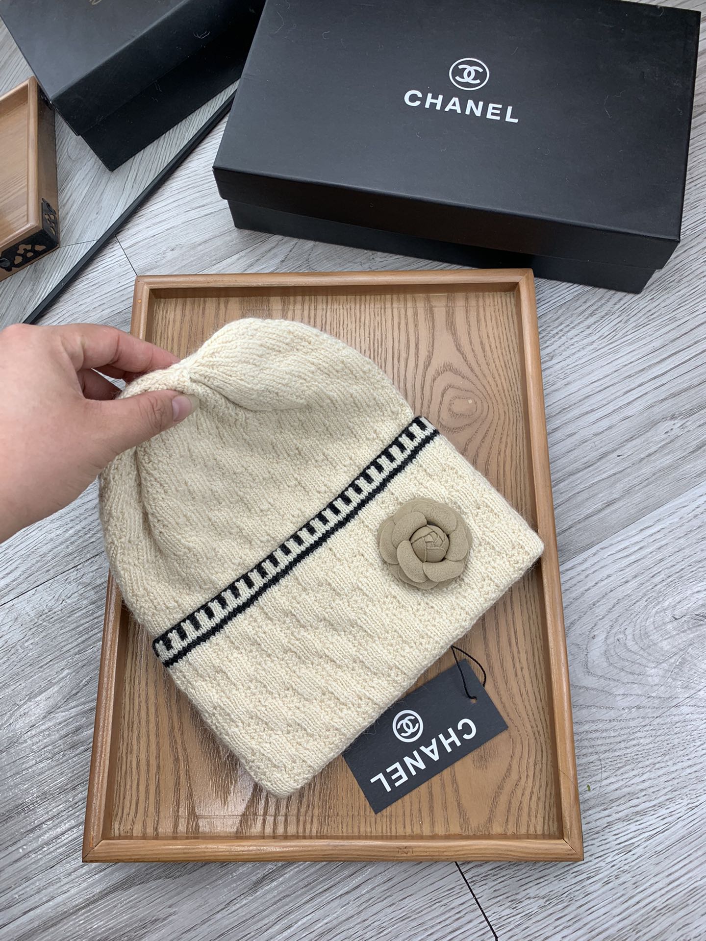 🌹。C家。【羊毛单帽】客供小羊毛！珍贵典藏的灵魂帽子！客供色纱.每个颜色都非常好看！经典！手感软腻.70