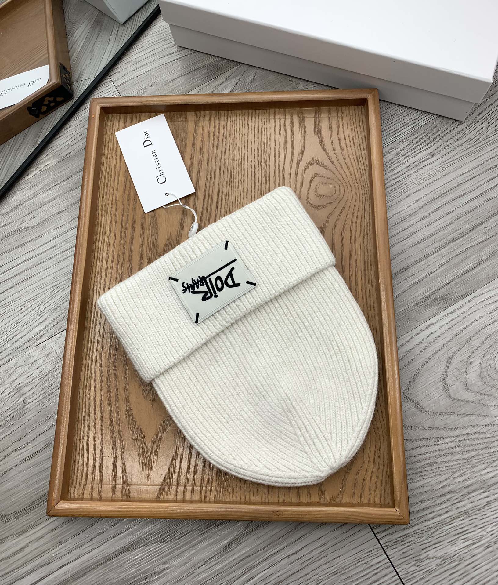 🌹。D家。【羊毛单帽】客供小羊毛！珍贵典藏的灵魂帽子！客供色纱.每个颜色都非常好看！经典！手感软腻.70