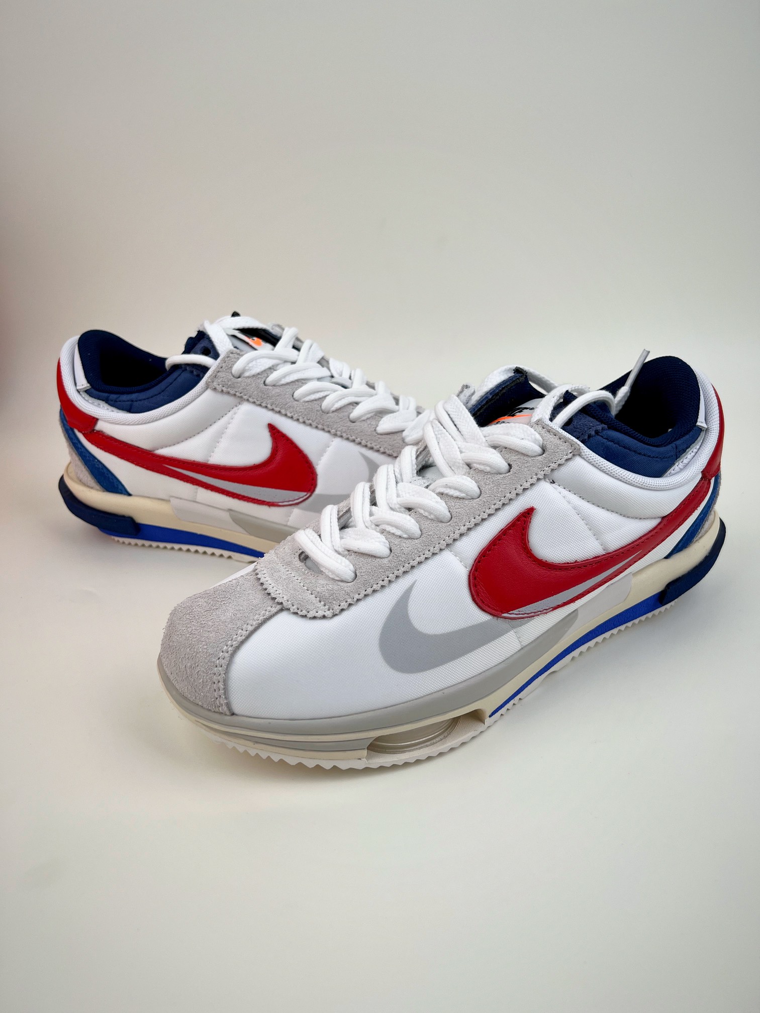 Sacai x Nike Zoom Cortez 灰白红 DQ0581-100