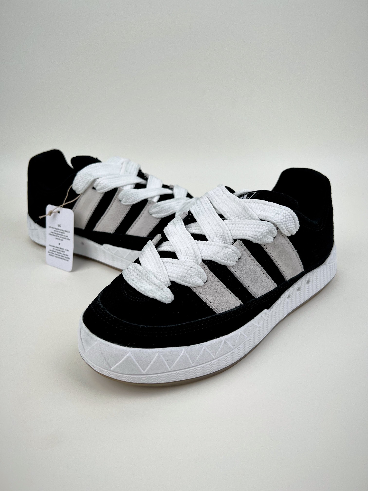 Adidas Adimatic series black gray and white retro classic shark bread shoes GY5274