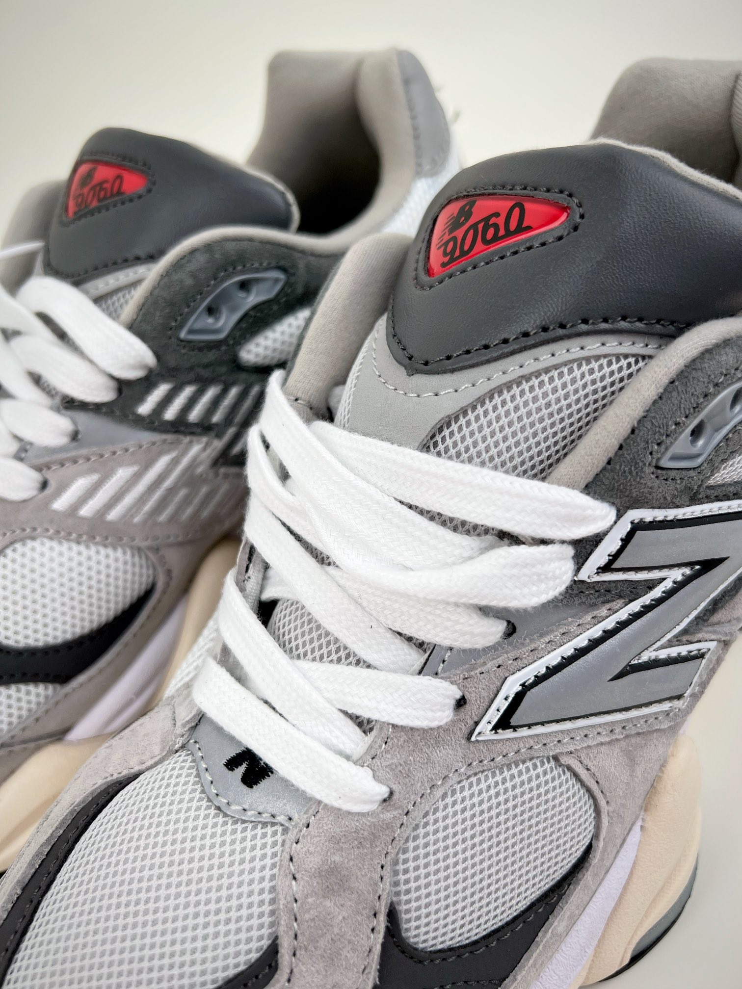 New Balance 9060 medium gray retro casual sports daddy shoes U9060GRY