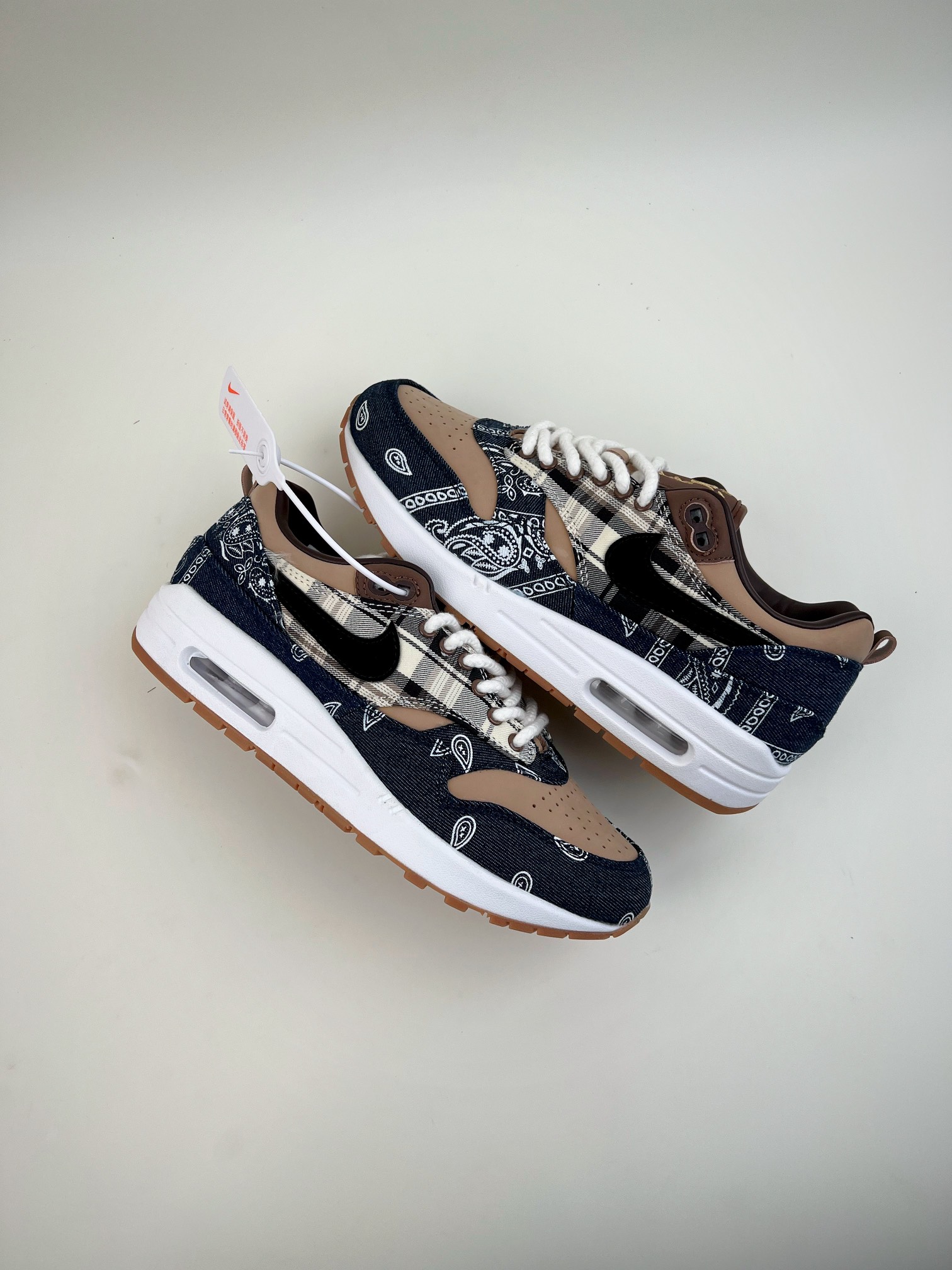 240 Nike Air Max 1 腰果花 复古休闲跑步鞋 CT5053-001