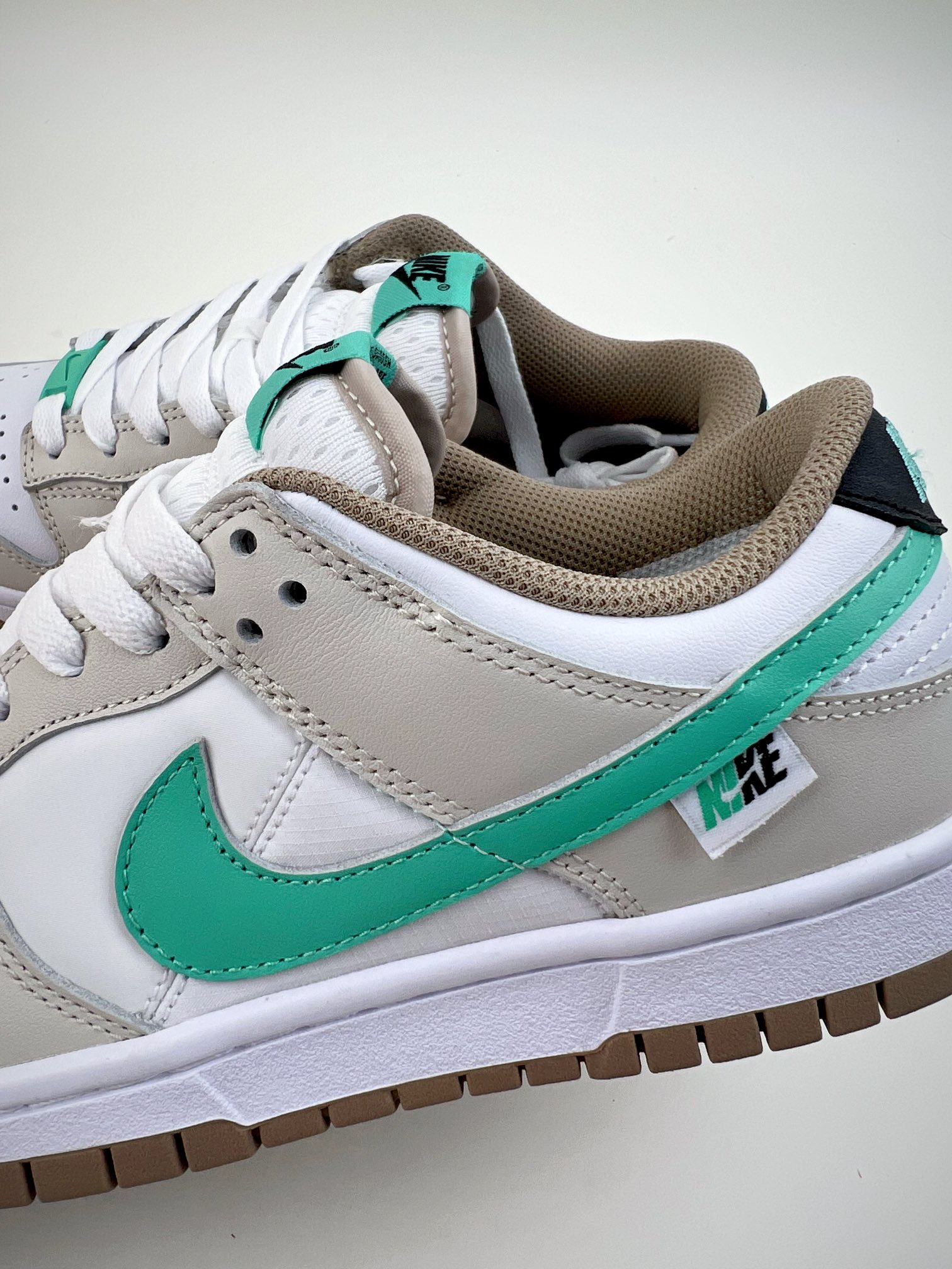 280 NIKE Dunk SB Low 白棕绿 DX6063-131