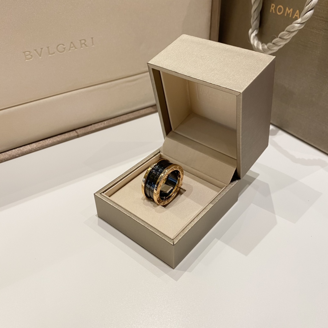 Bvlgari ring