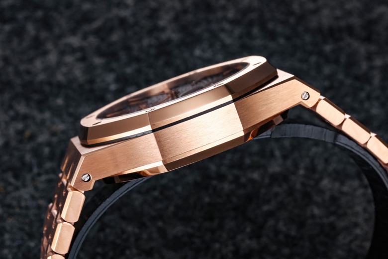 i1661602727 6996 6 AMO Watch