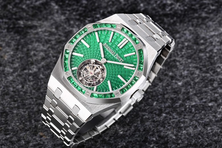 i1661602801 7710 2 AMO Watch