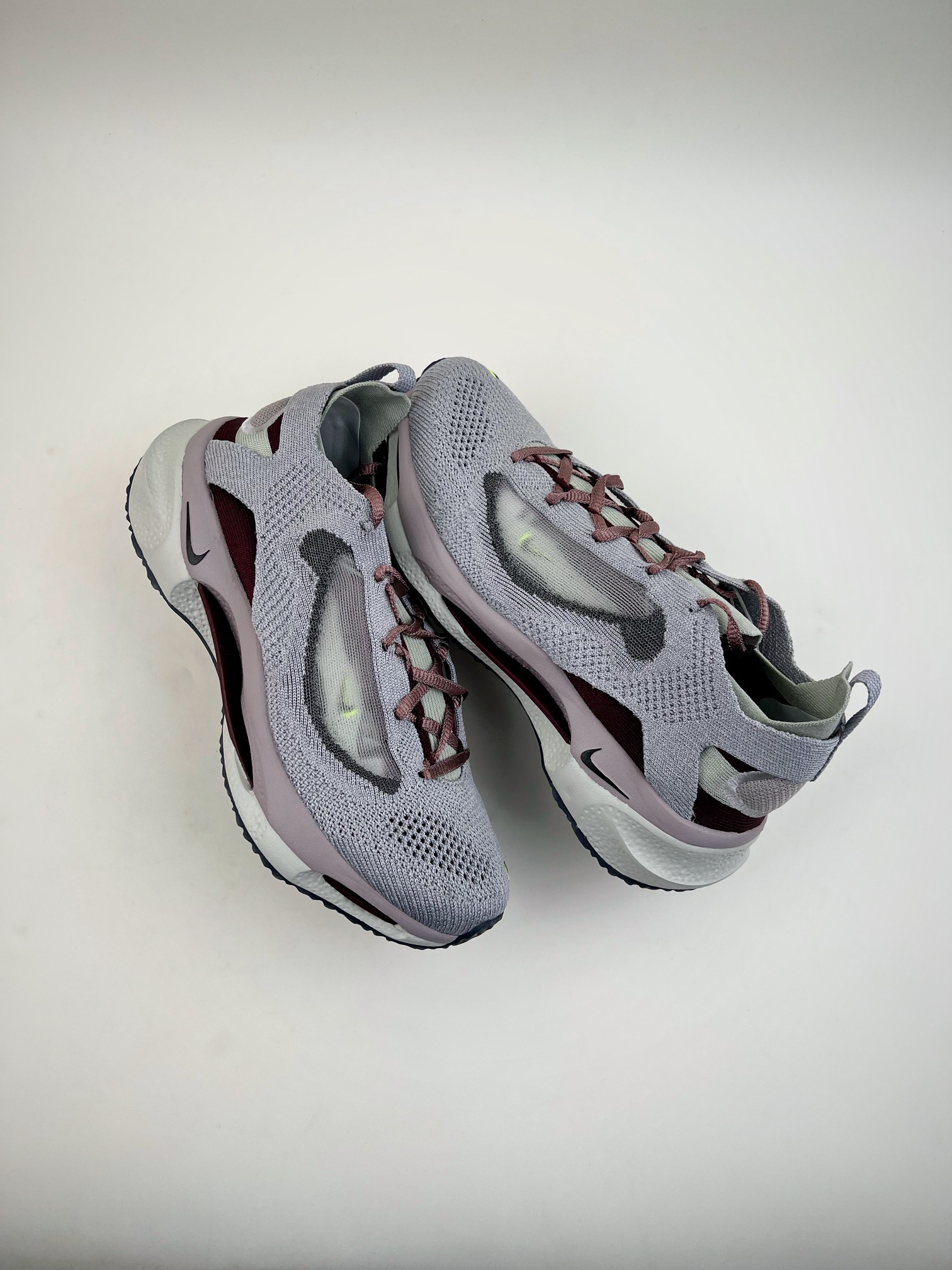 250 Nike Spark Flyknit 灰紫 低帮轻便休闲跑步鞋 DD1901-600