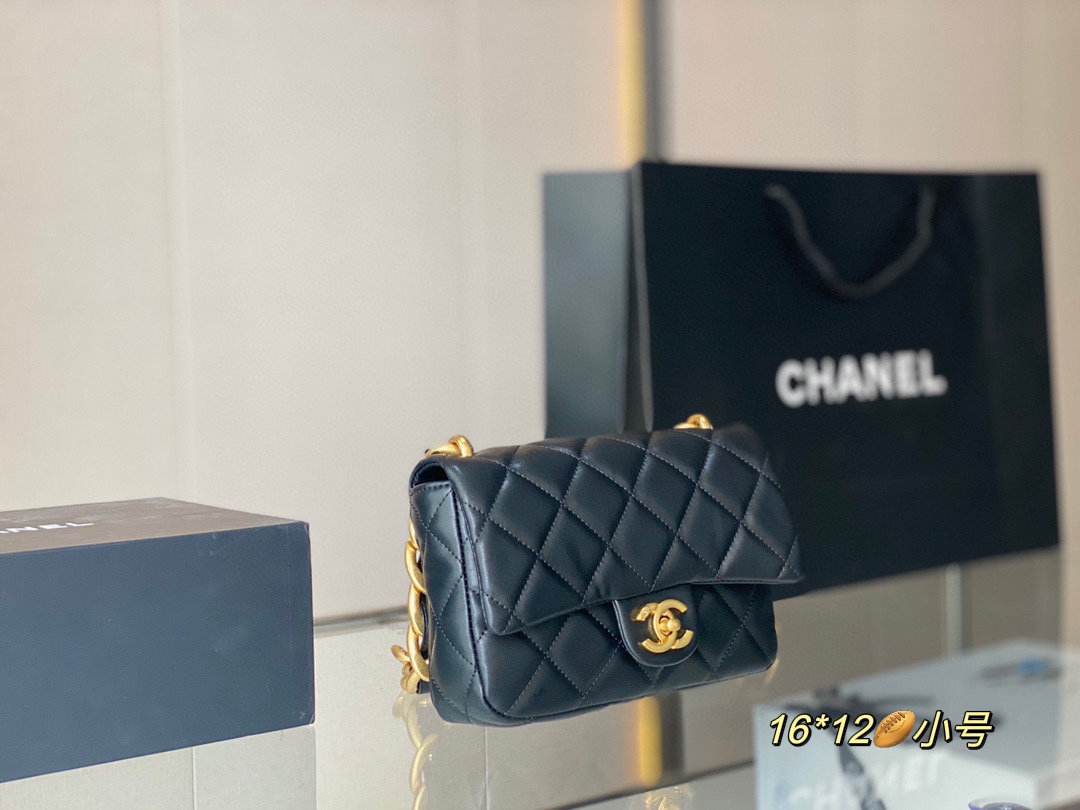 J5 小号Chanel 中古 粗链条cf 方胖子 搭配很适这季节 香奈儿 复古氛围感瞬间拉满 尺寸小号16*12cm