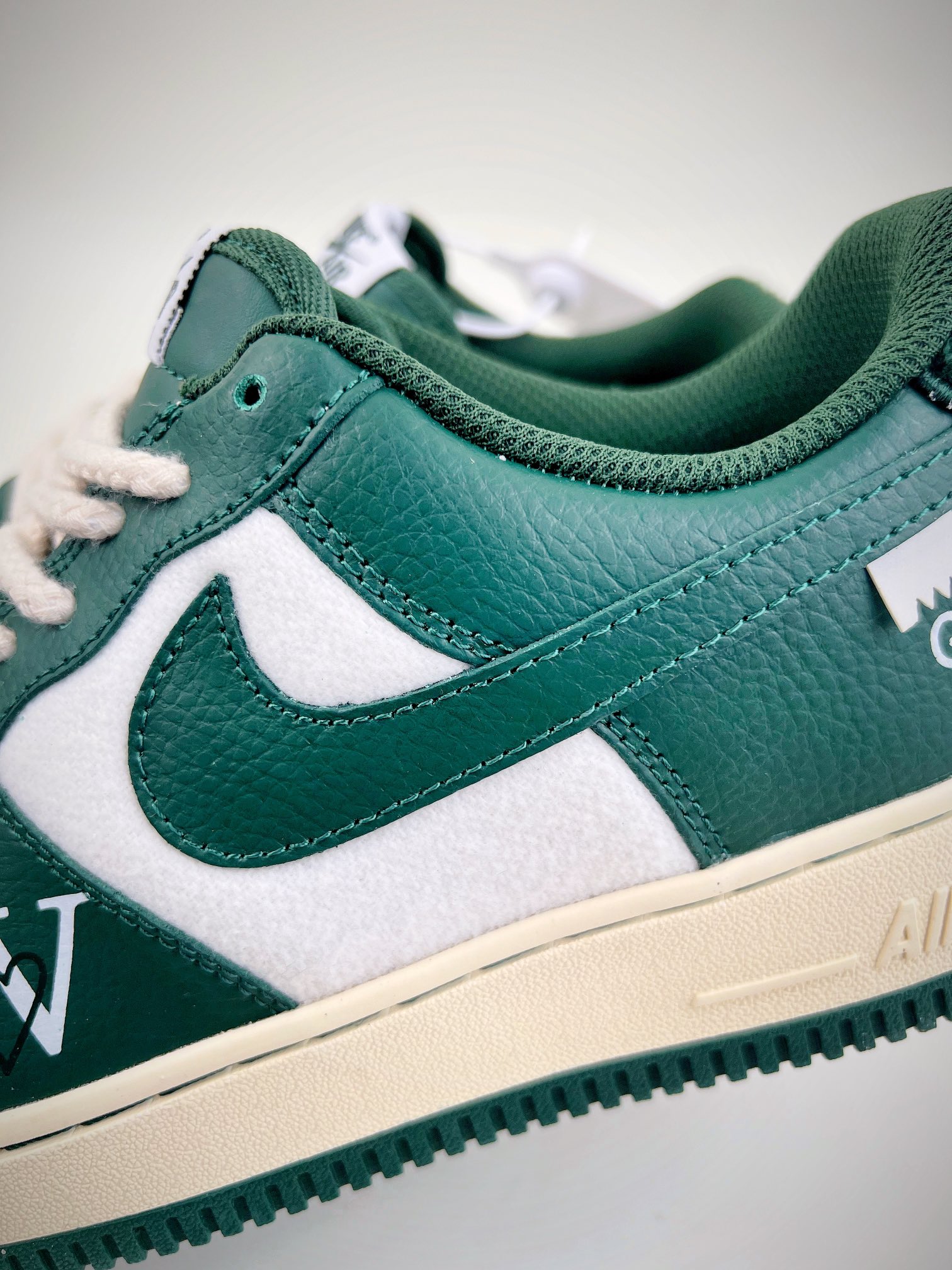 240 Nike Air Force 1 Low 07 白绿goodbey DO5220-169-莆田鞋,莆田鞋货源,高仿鞋,高仿鞋货源,安福档口,莆田高仿鞋,莆田鞋批发,高仿鞋批发,莆田高仿运动鞋,高仿运动鞋,莆田运动鞋 240 Nike Air Force 1 Low 07 白绿goodbey DO5220-169