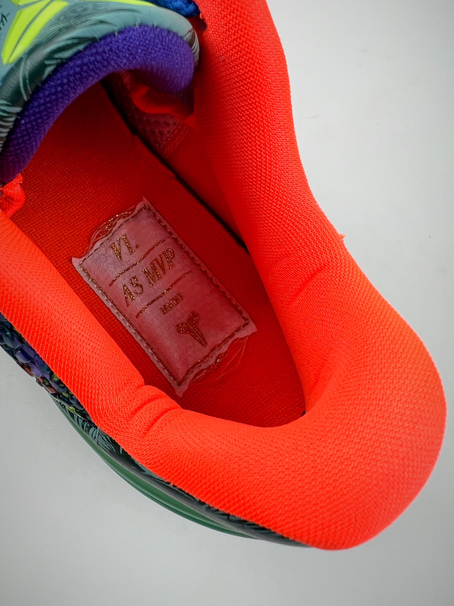 240 Nike Kobe VI 科比6代 实战篮球鞋 640220-001