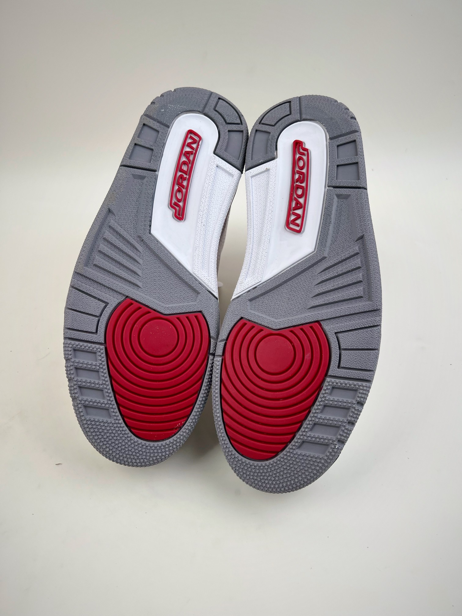 280 Air Jordan 3 Retro”Cardinal Red” 白酒红 CT8532-126