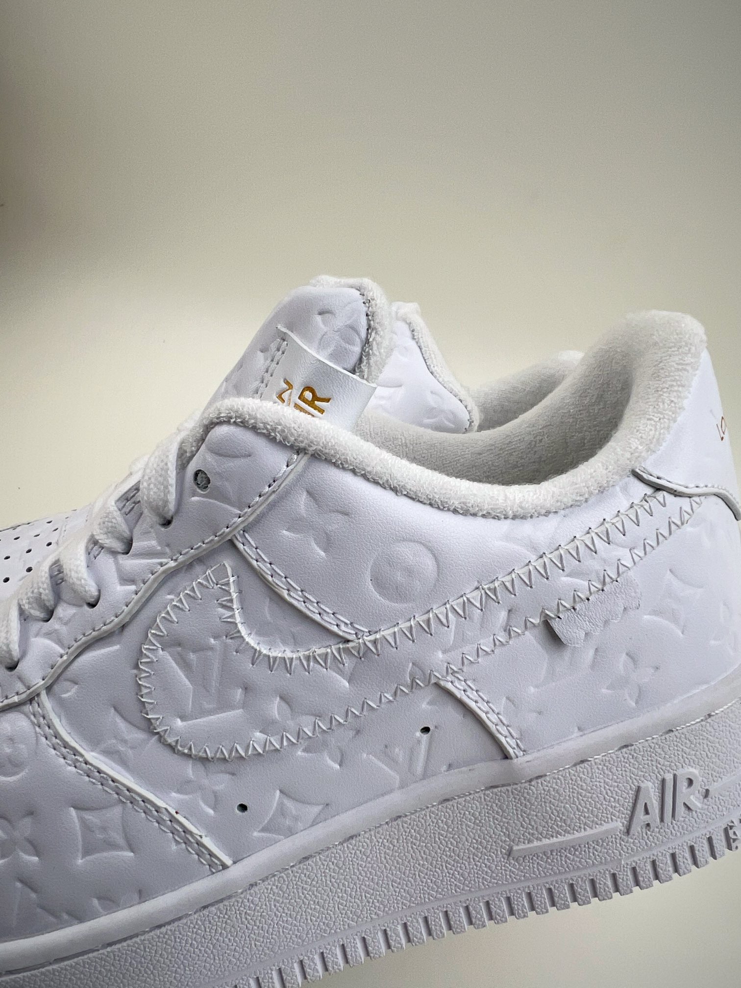 320 Nike Air Force 1 Low 07 Louis Vuitton