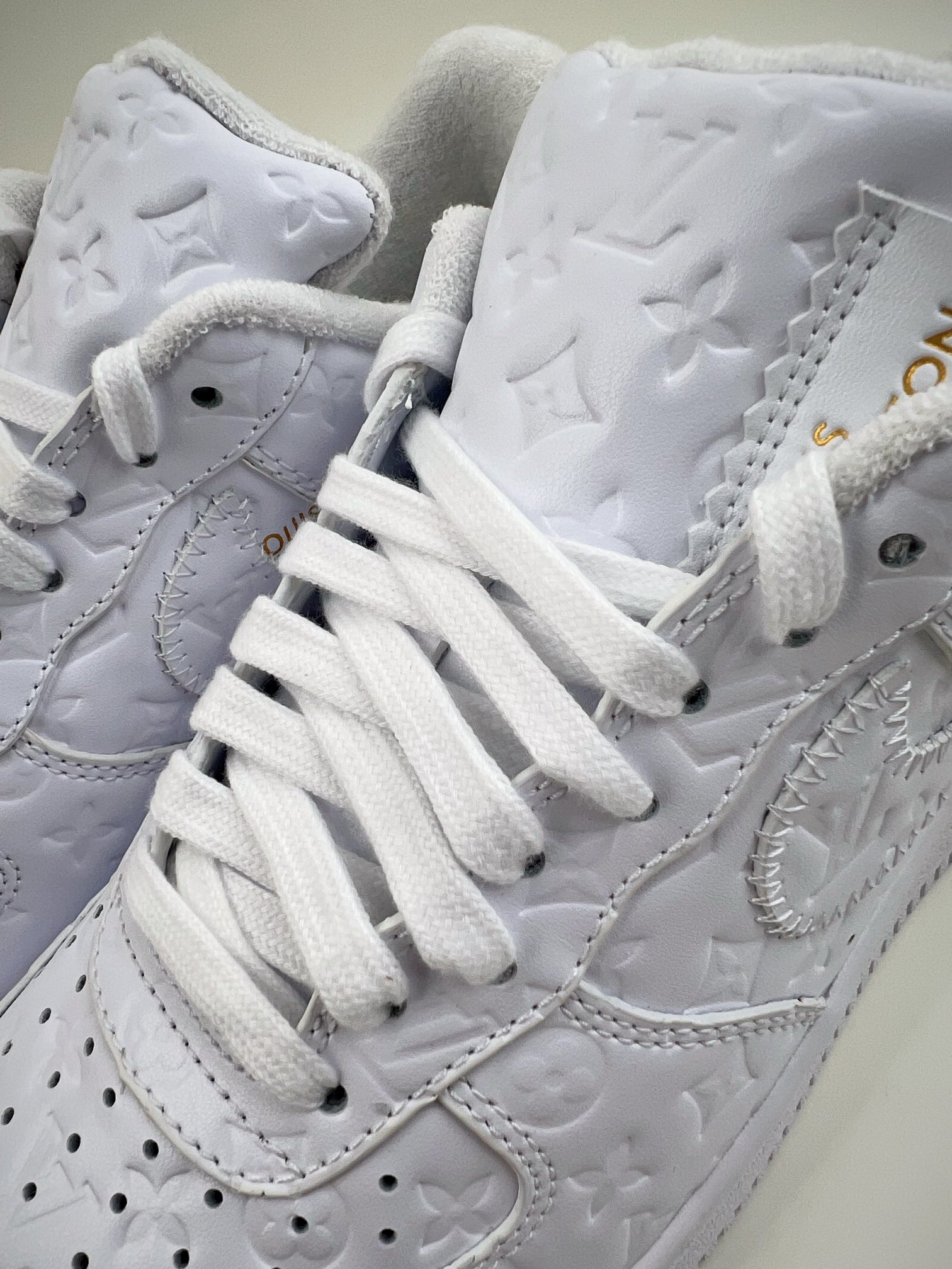 320 Nike Air Force 1 Low 07 Louis Vuitton